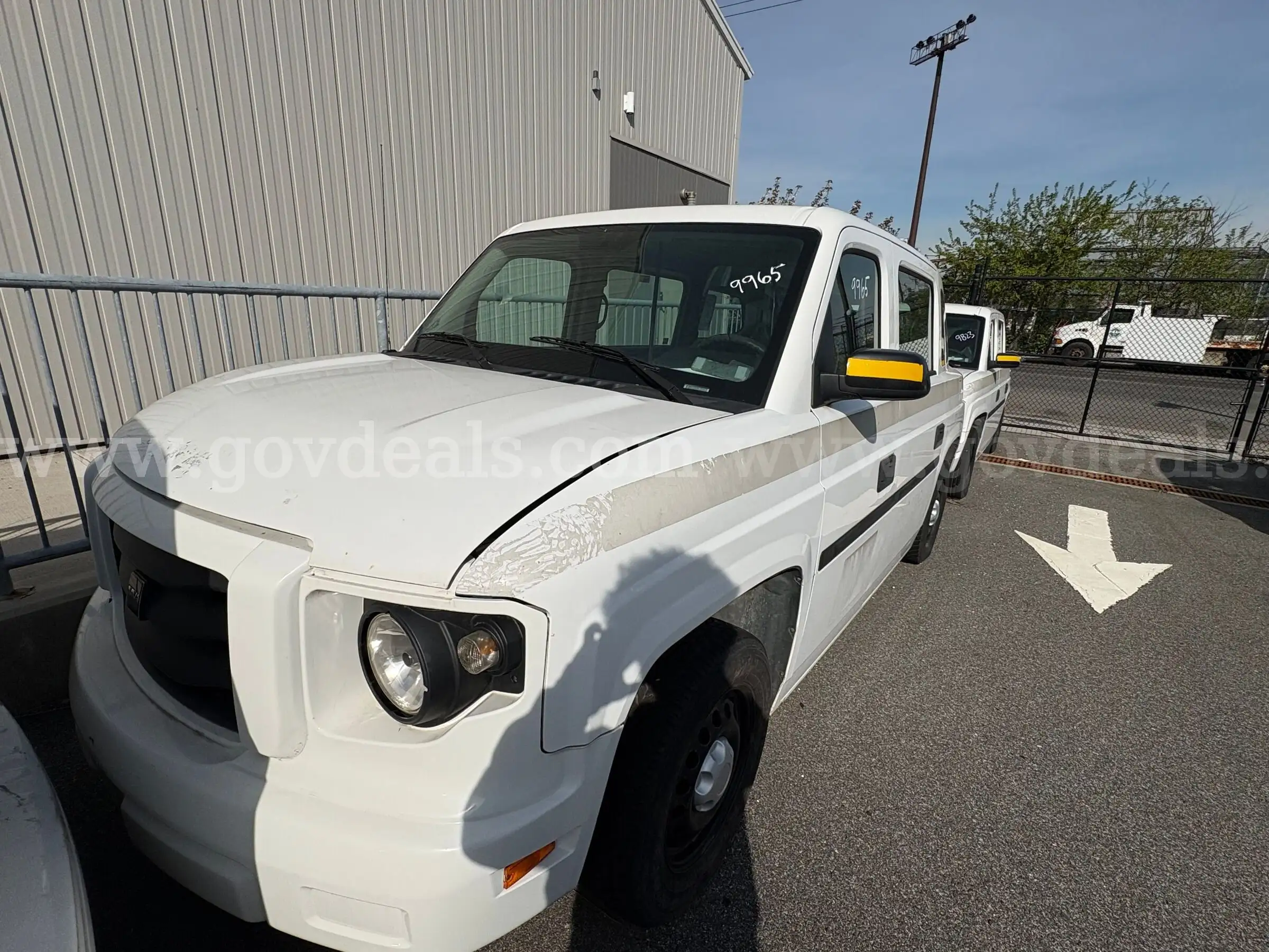 2014 AM GENERAL MV-1