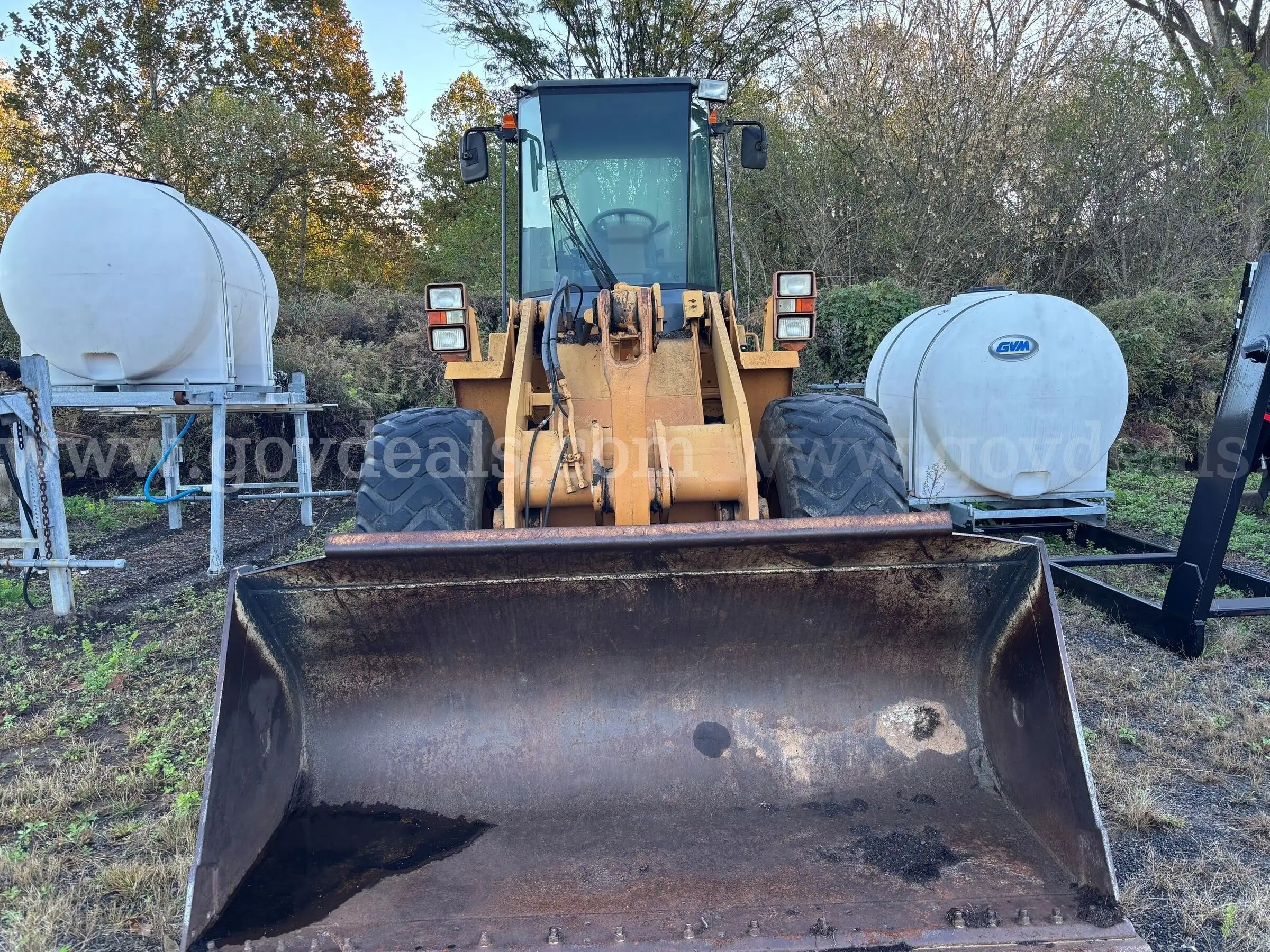 1996 Case 621 B