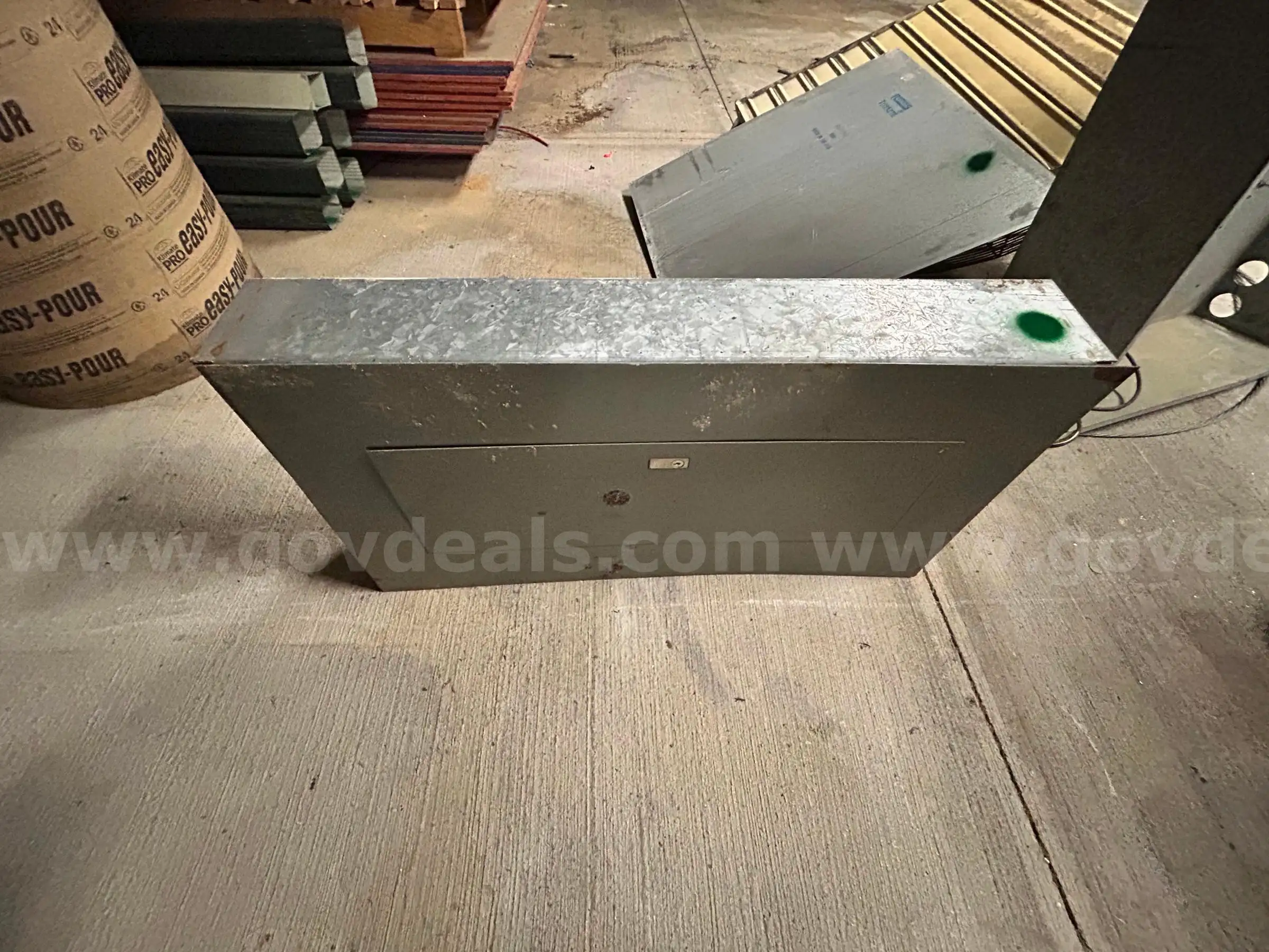 Galvanized Steel Electrical Load Center Enclosure with Hinged Access Door