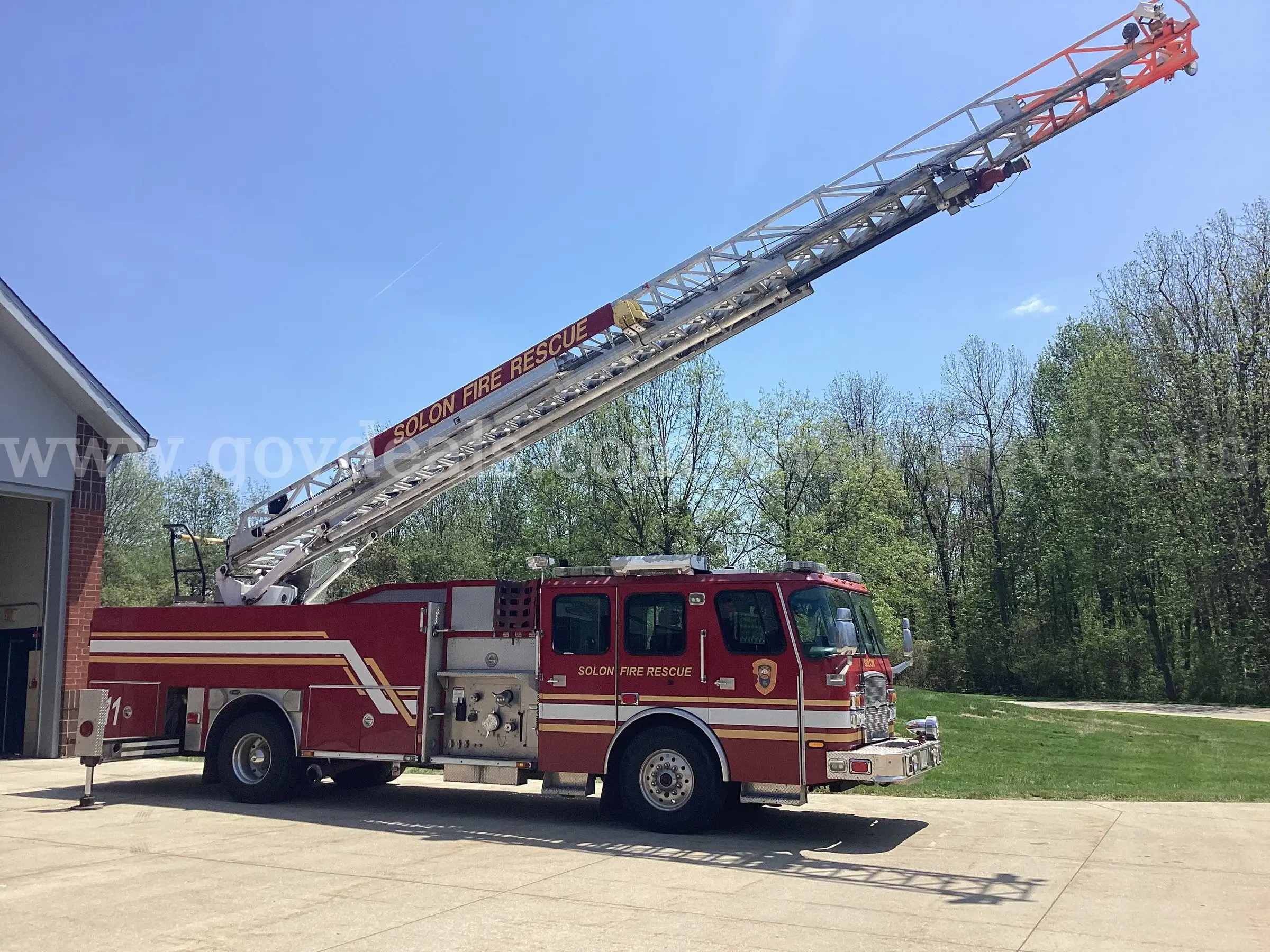 2003 E-One Cyclone