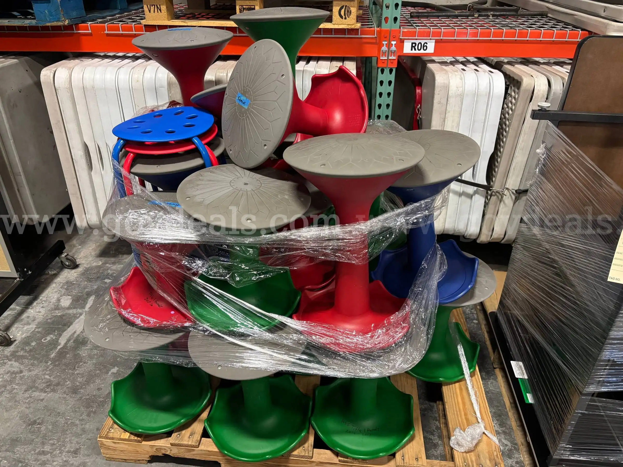 Balance Stools Chairs (Approximately 35)(WVE)