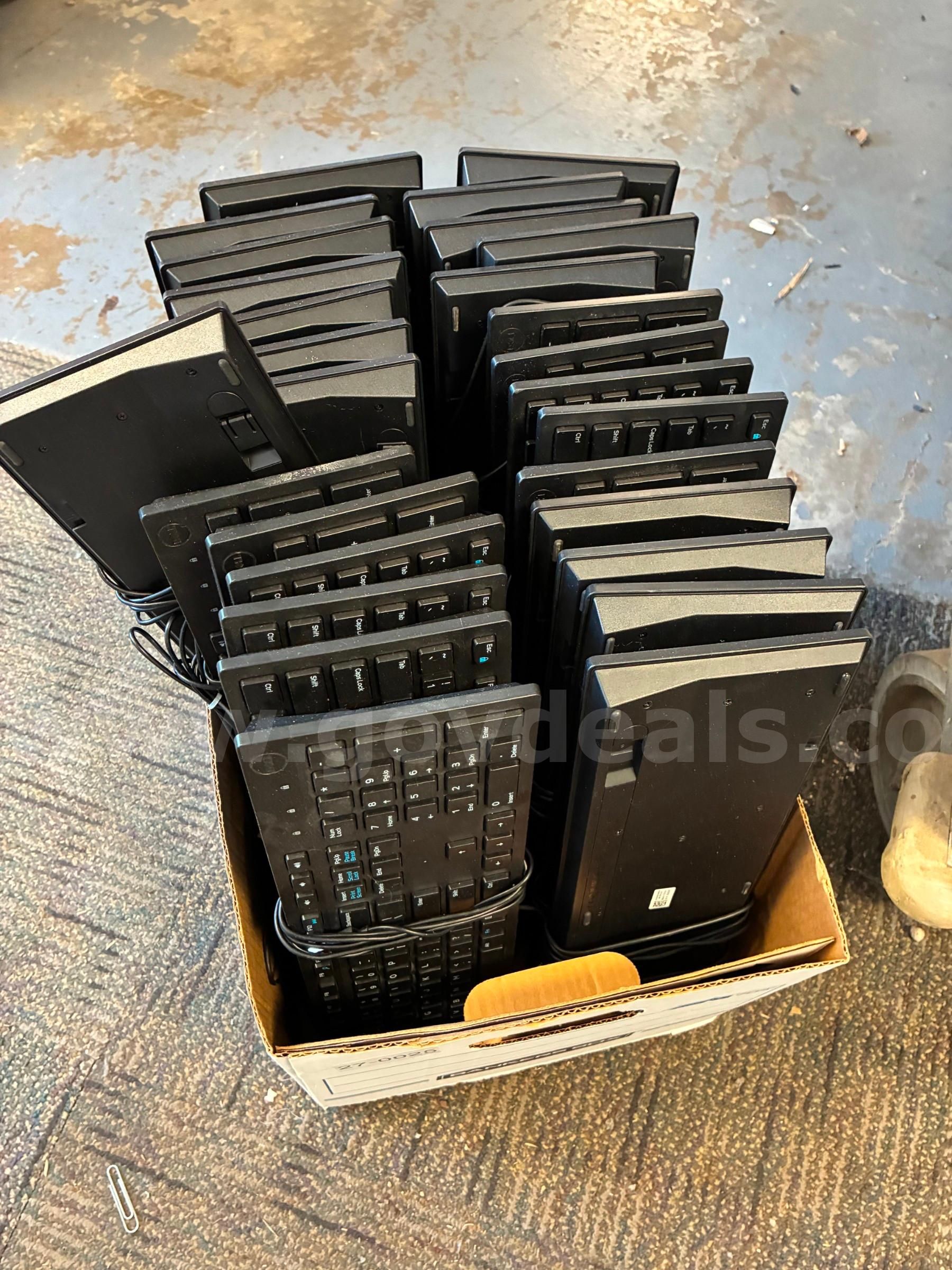 Lot of 28 Dell Key bords