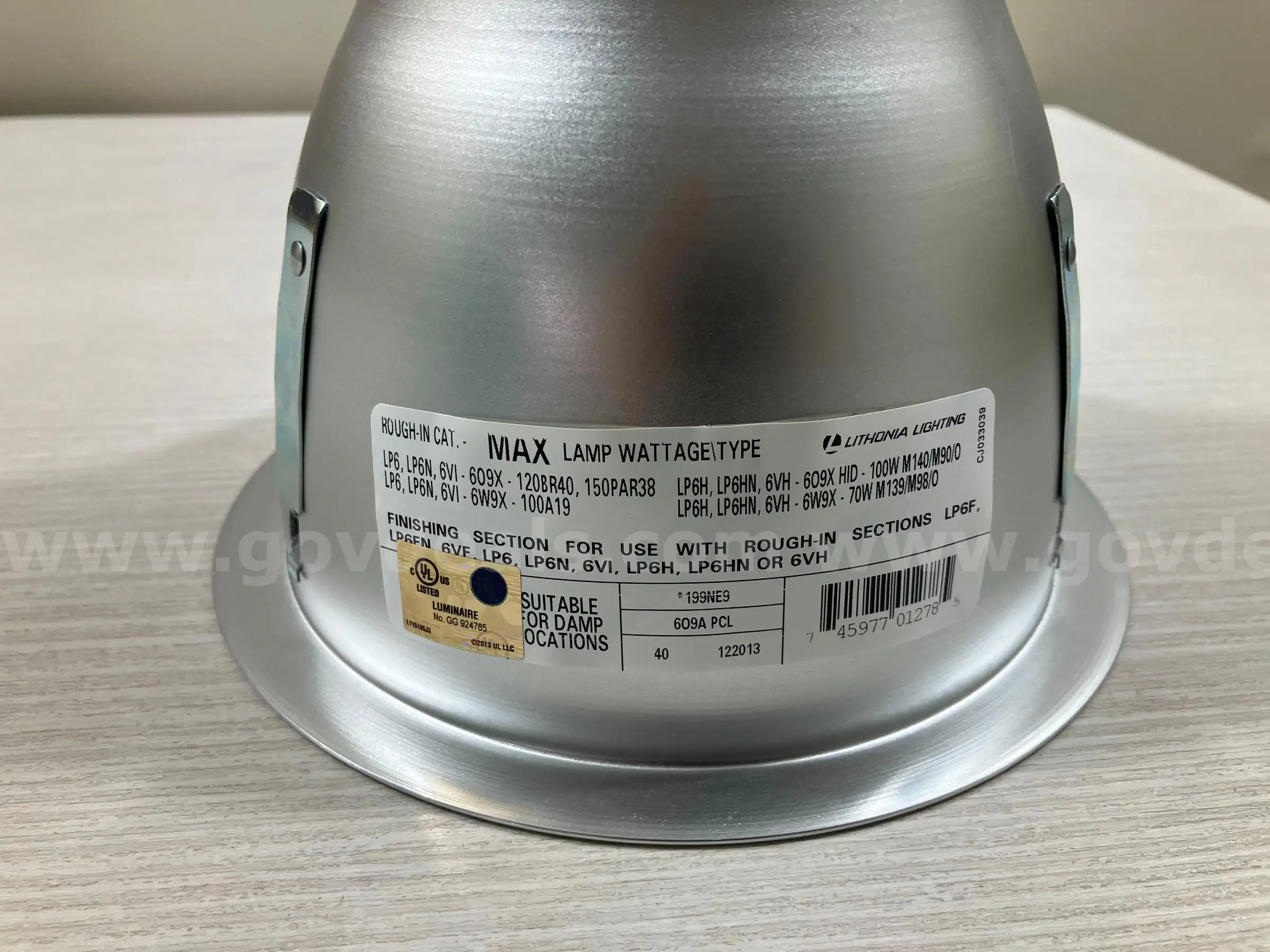 Reflector downlight can