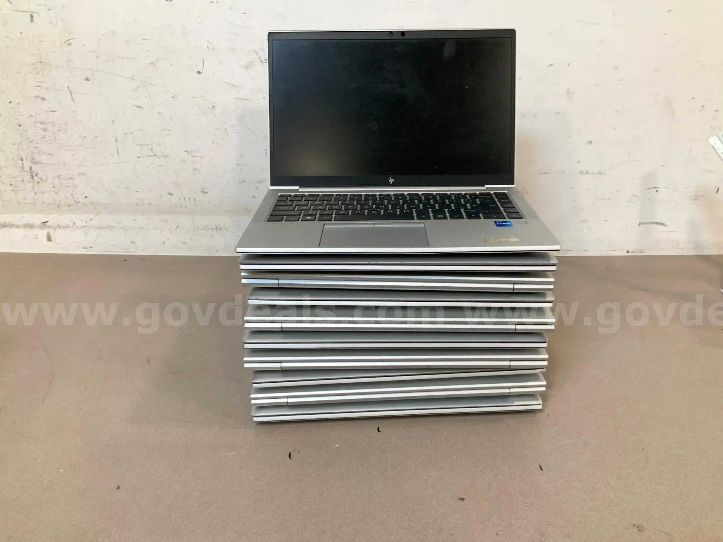10 HP Elite Book 840 G8 i5