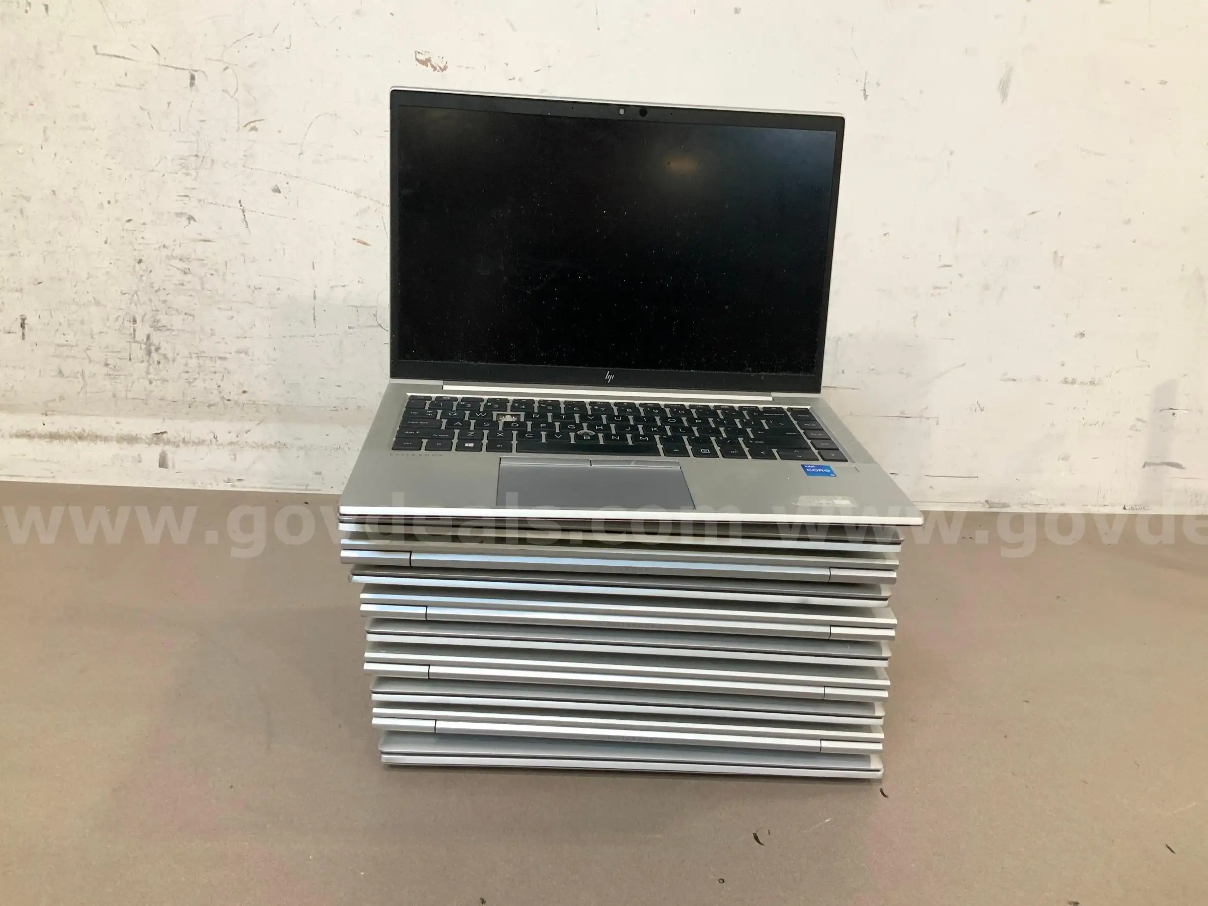 10 HP Elite Book 840 G8 i5