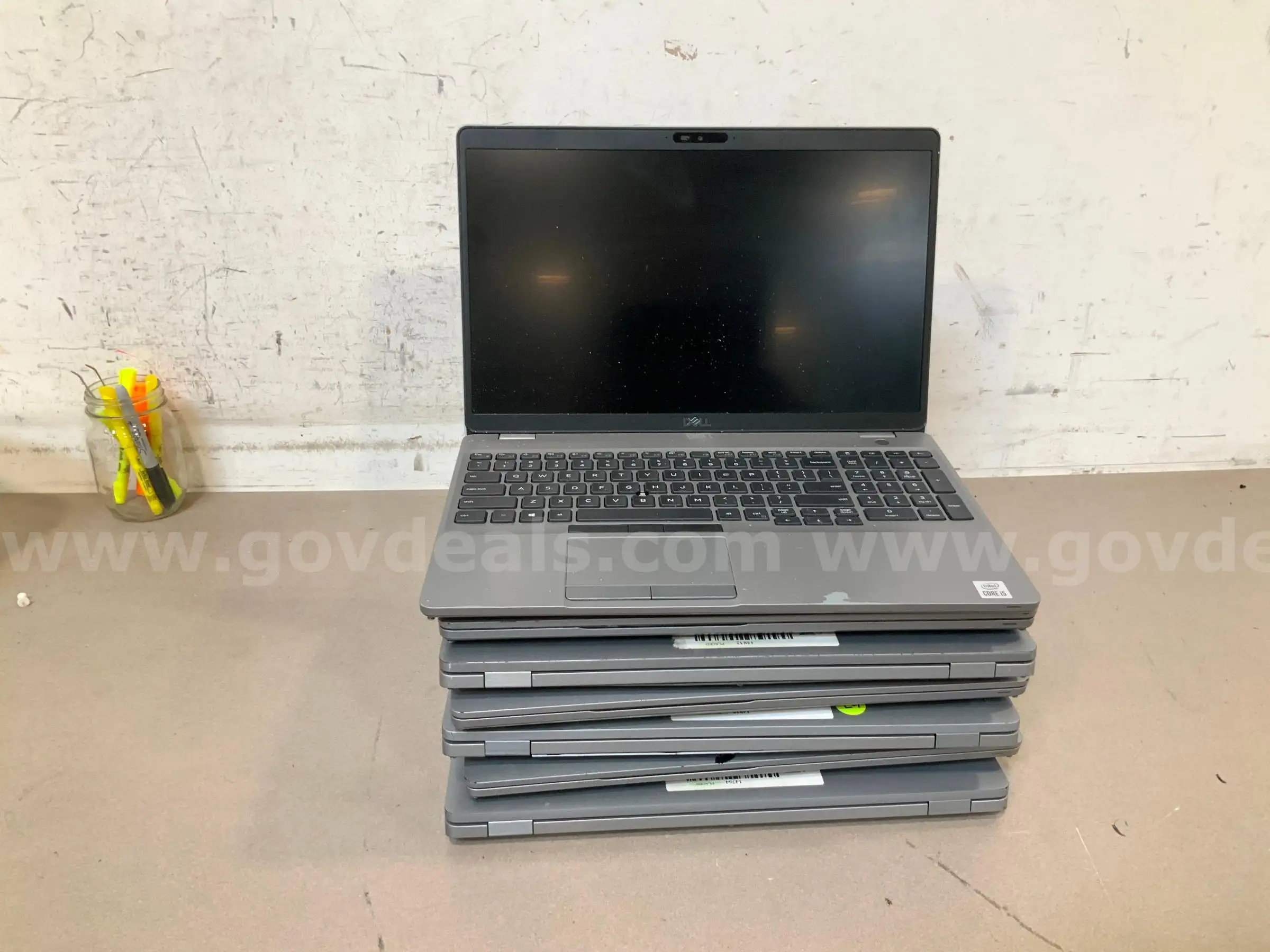 7 Dell Precision 3550 i5
