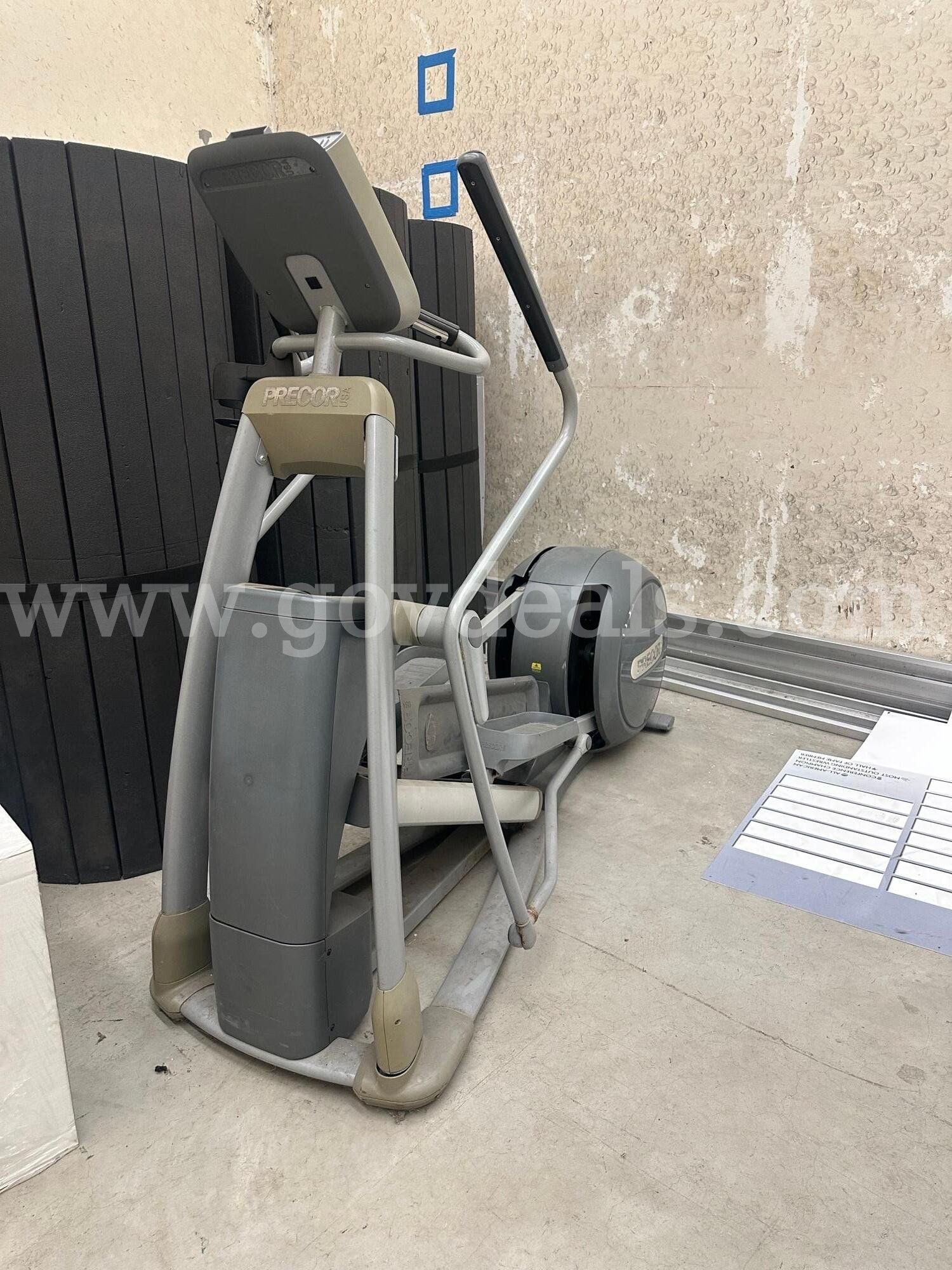 Precor EFX 576i