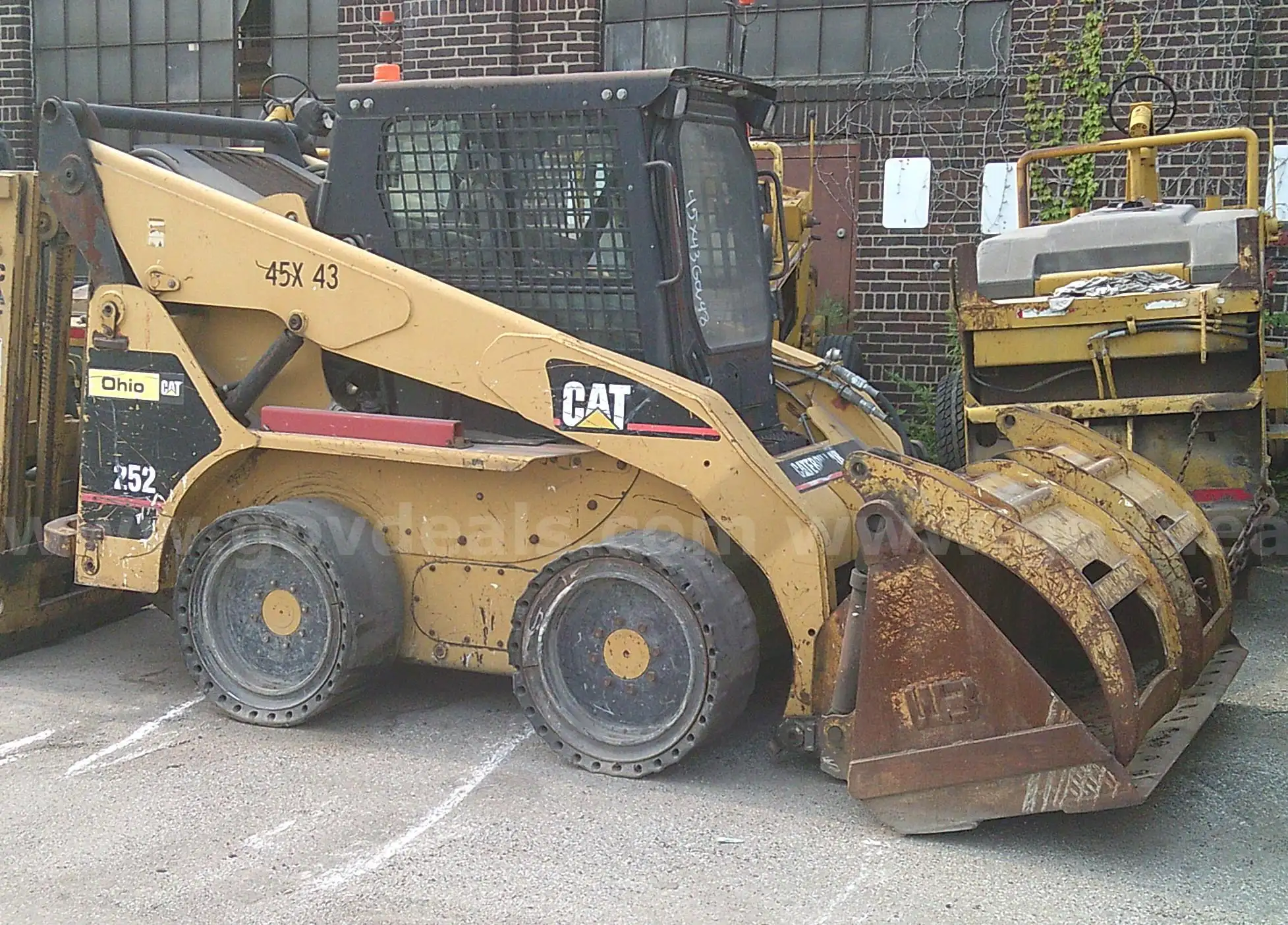 2003 CAT 252