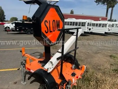 Automated Flagger Trailer (ID#12616) (26-2796) 405