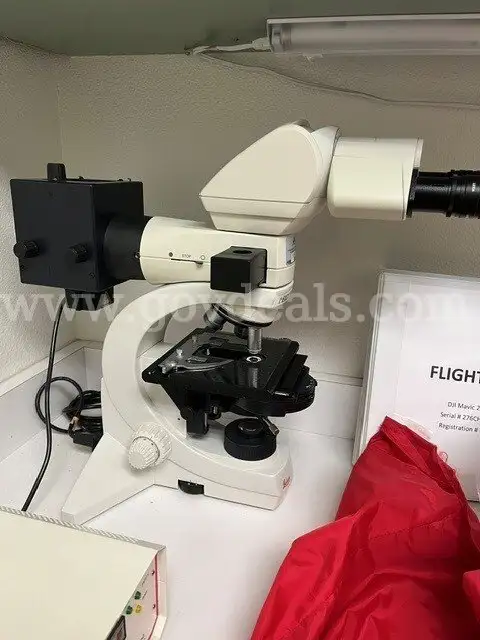 Leica DMLS Fluorescence Microscope