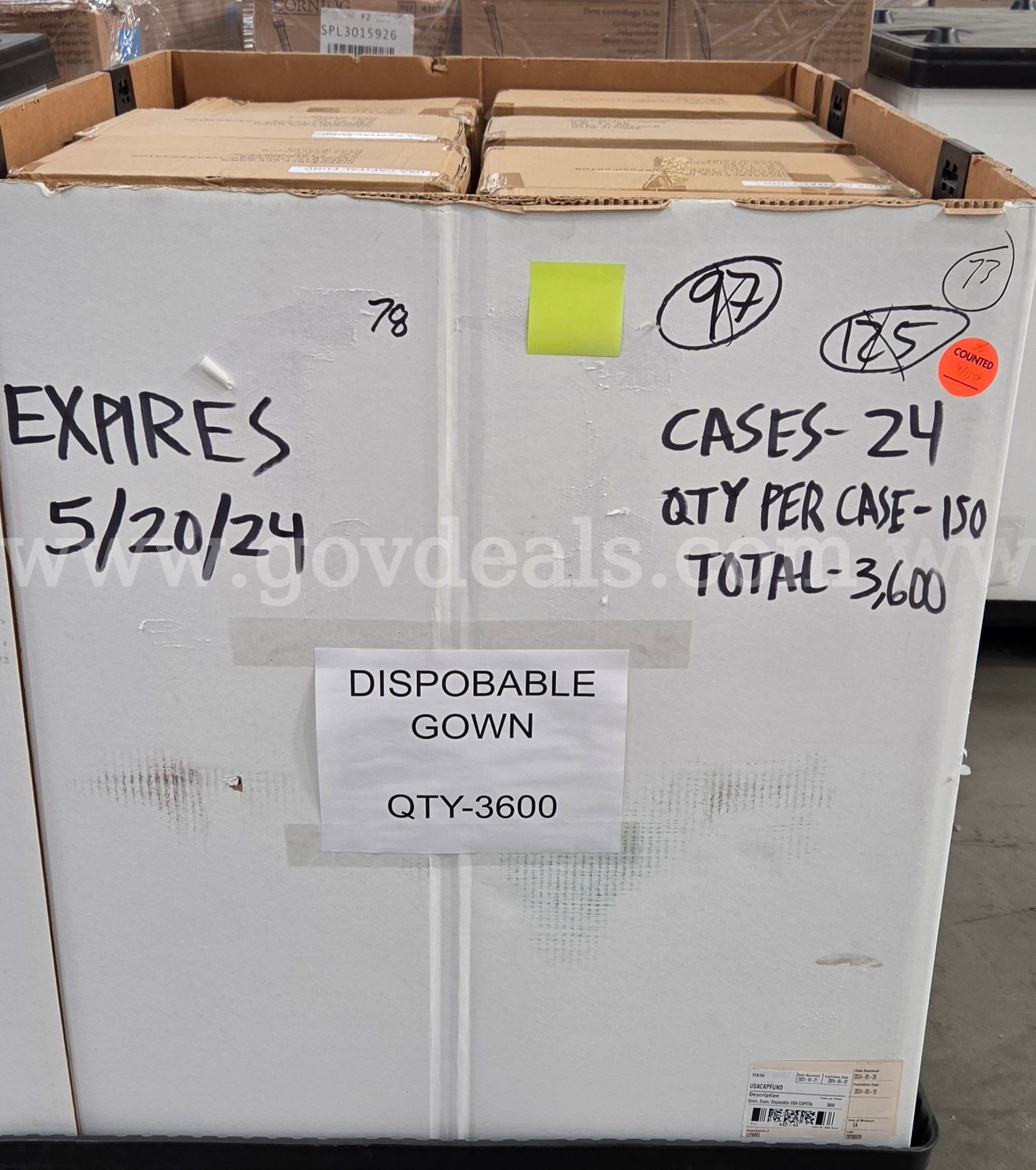 Pallet of Disposable CPE Gowns (approximately 3 600 Total Gowns 24 Cases) - Expired Civil Use