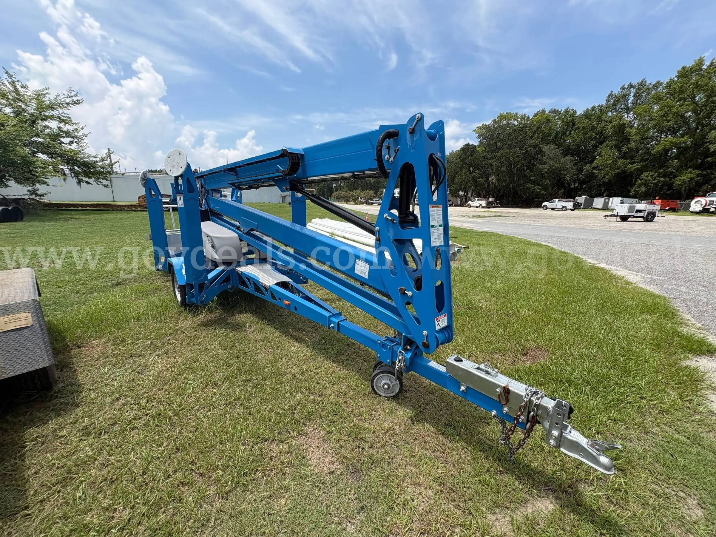 Genie TZ-50 Trailer Mounted Boom Lift