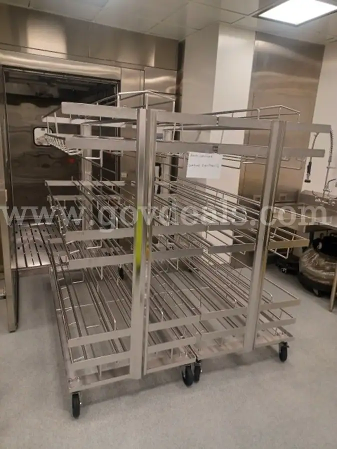 STERIS Basil 4700 Universal Cage and Pan Wash Loading Cart Rack Laboratory Equipment