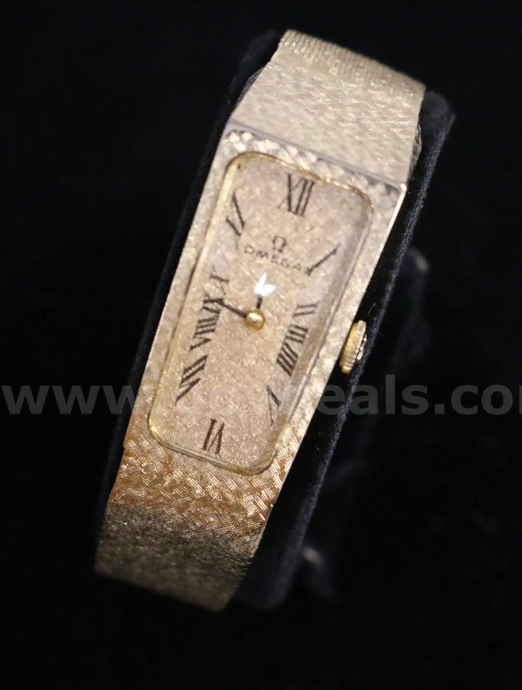 Vintage Ladies Omega 14k Yellow Gold Asymmetrical Watch 33.2 Grams