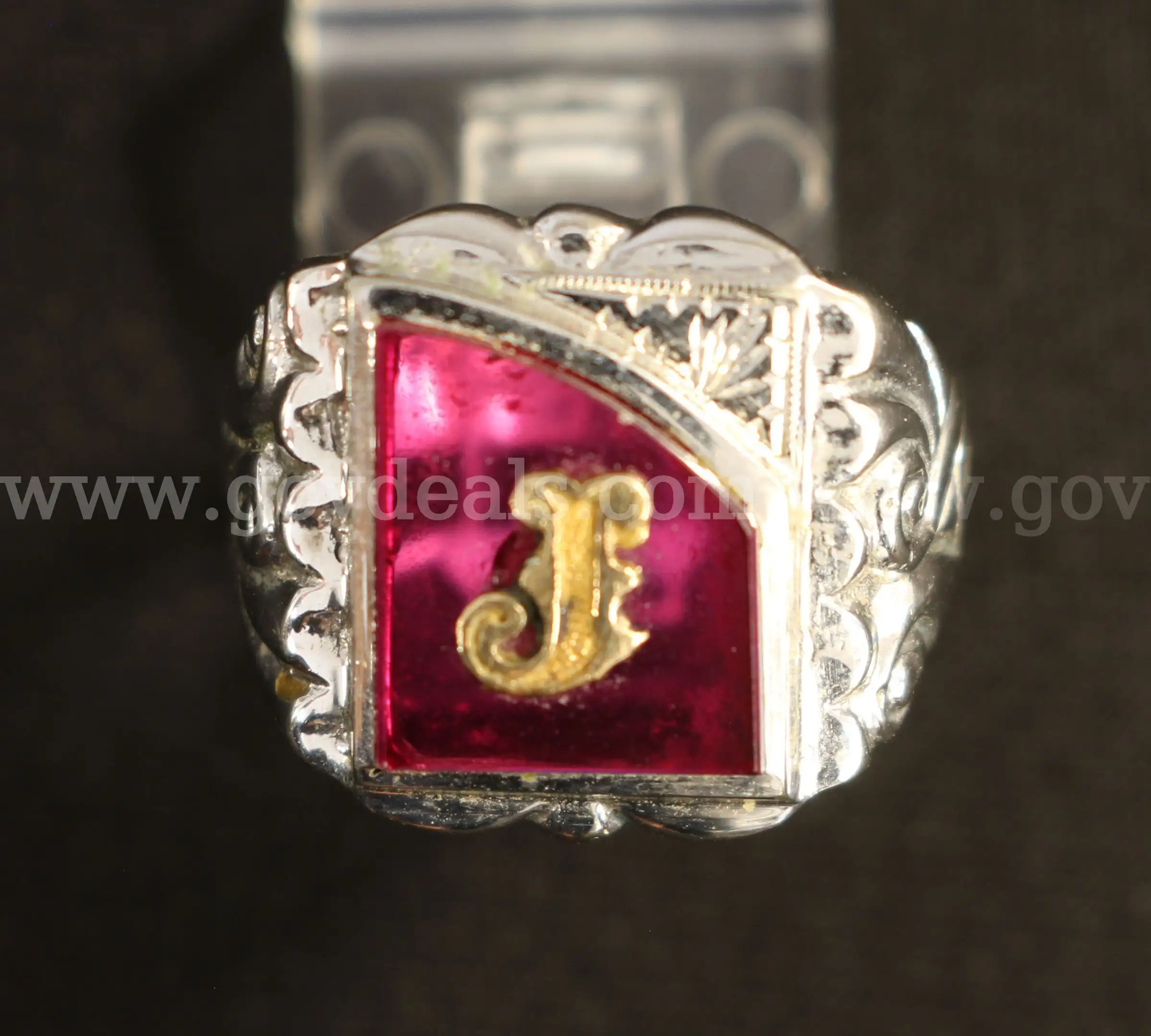 10K White Gold Initial Ring W Synthetic Ruby 7.1 Grams
