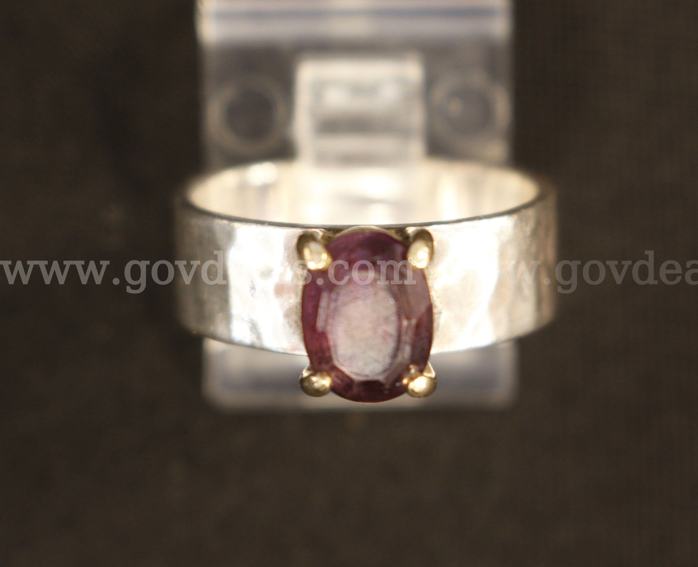 James Avery Retired Julietta Amethyst Gemstone Ring 5.3 Grams