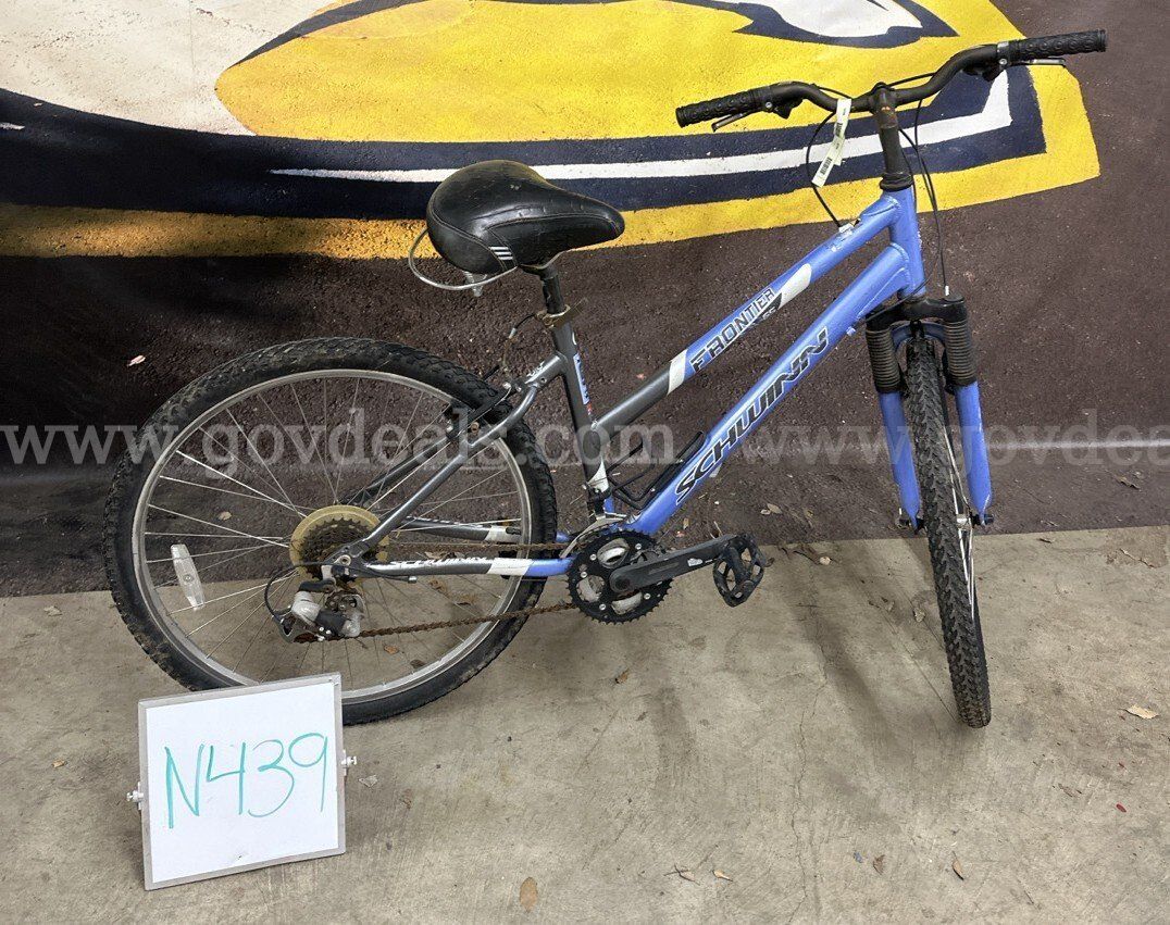 Schwinn Frontier 18-Inch Ct