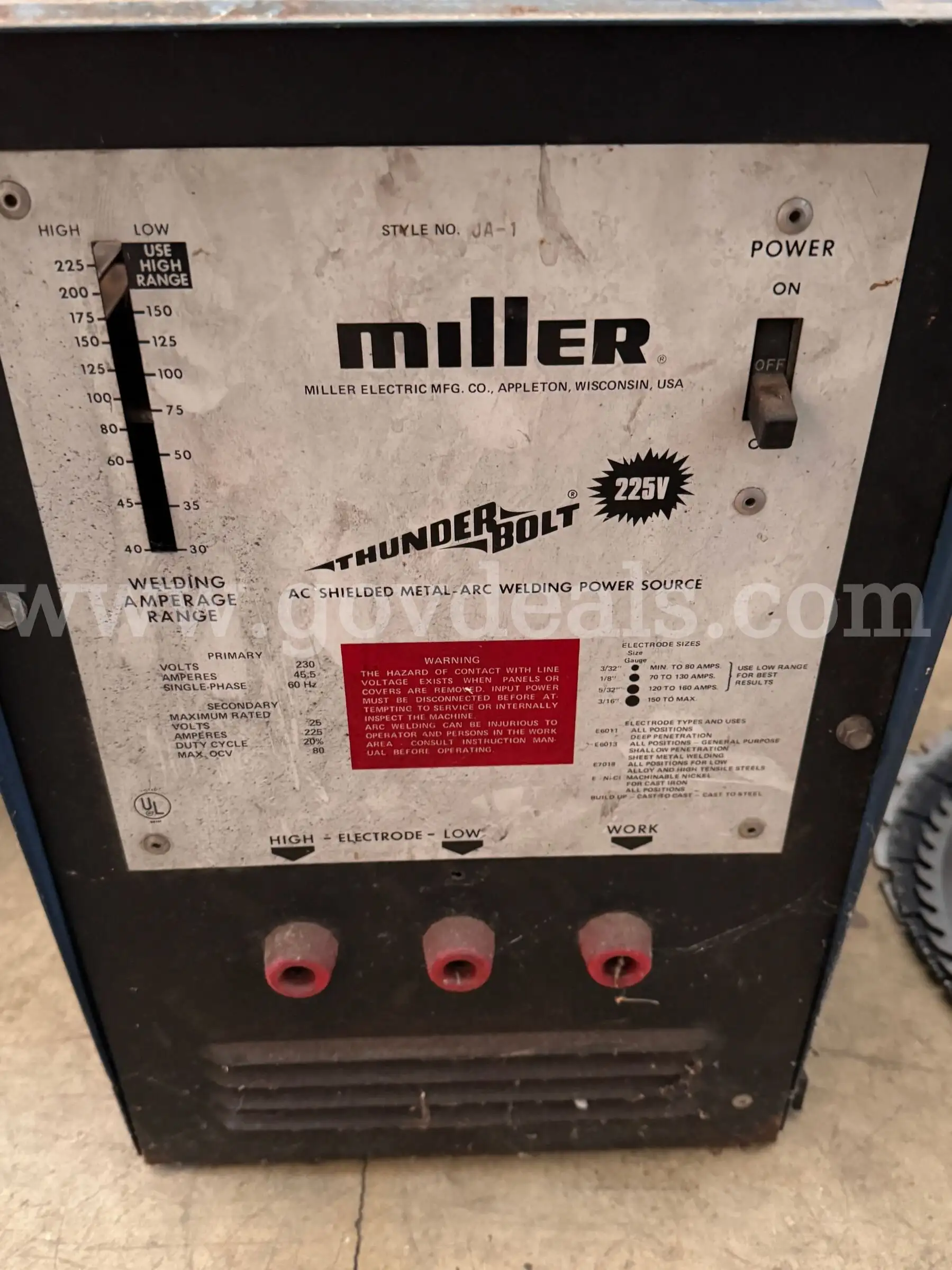 Miller ThunderBolt 225V
