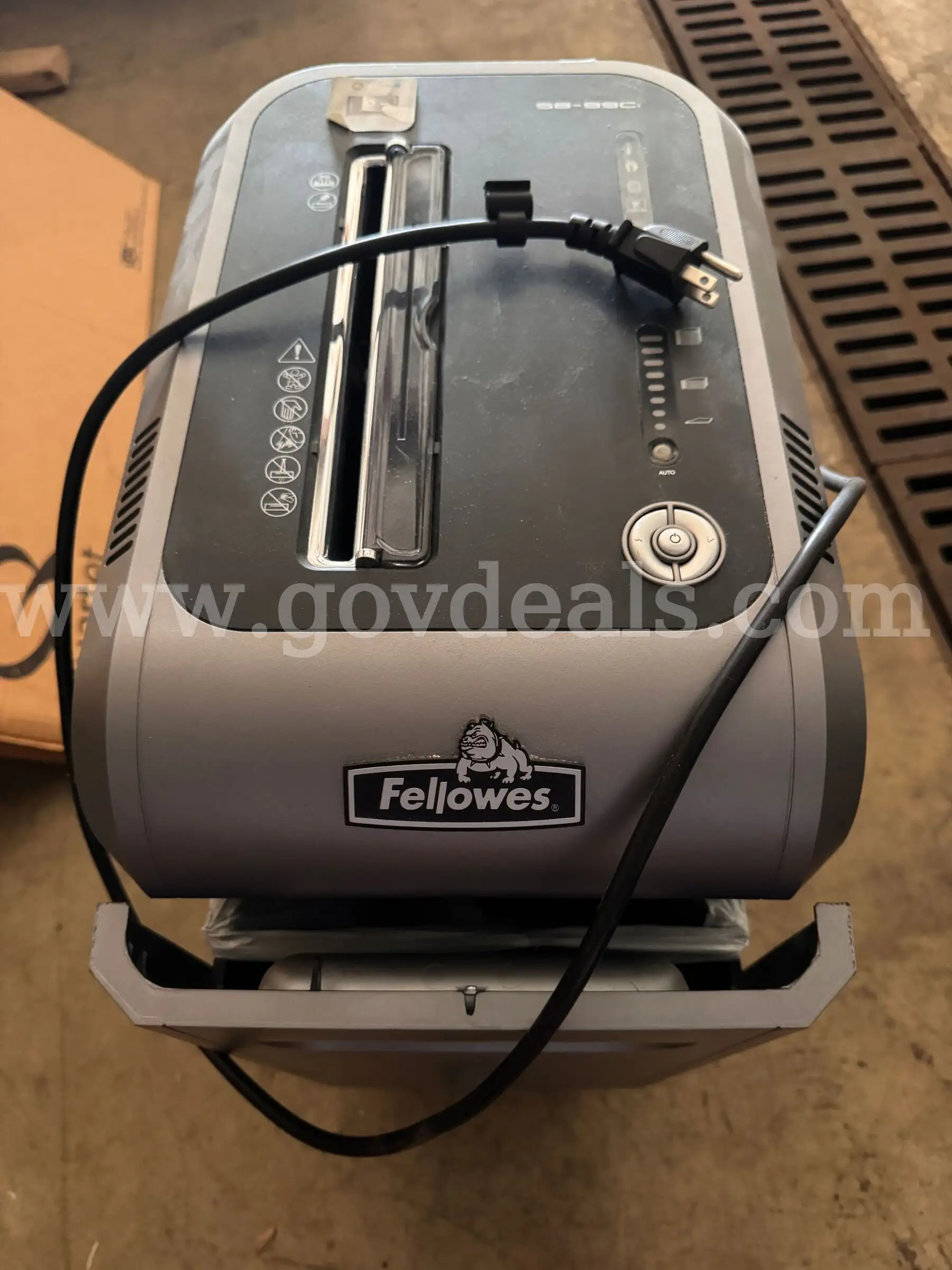 Fellowes Heavy-Duty Office Shredder 58-99Ci