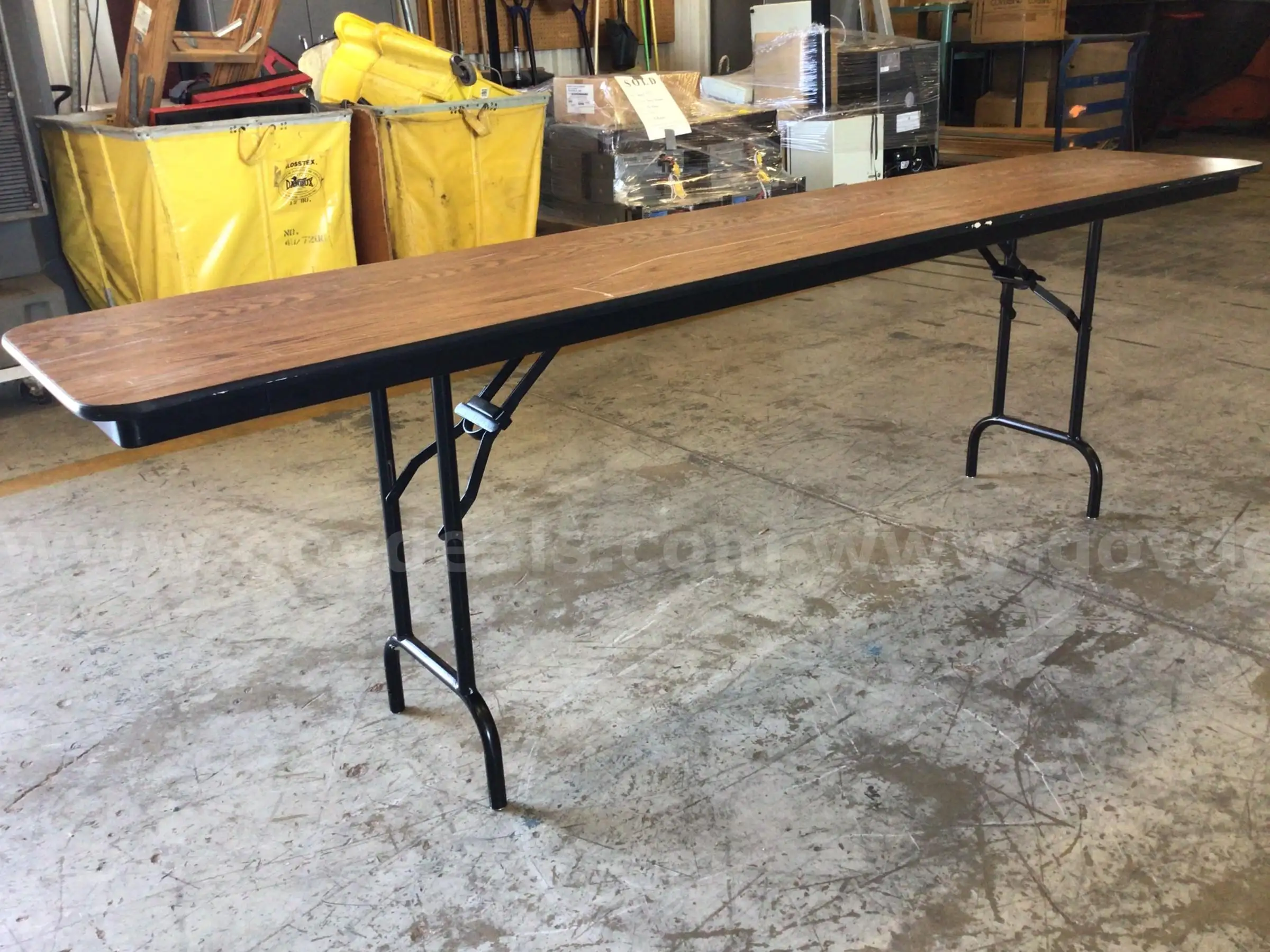 Table folding