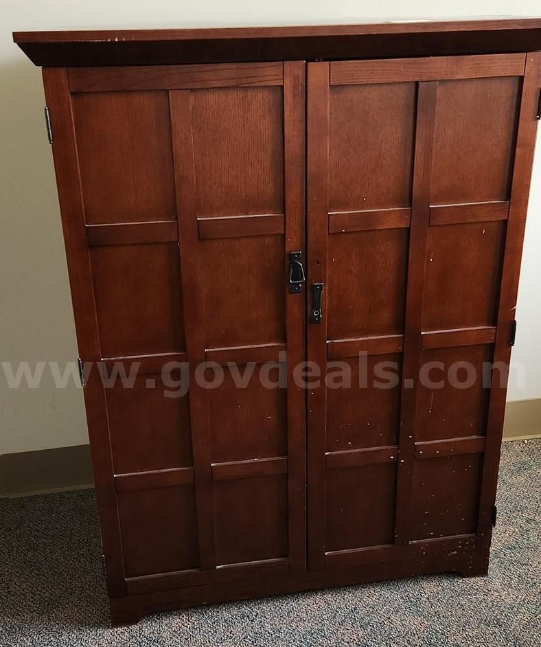 Corner Desk - Wood