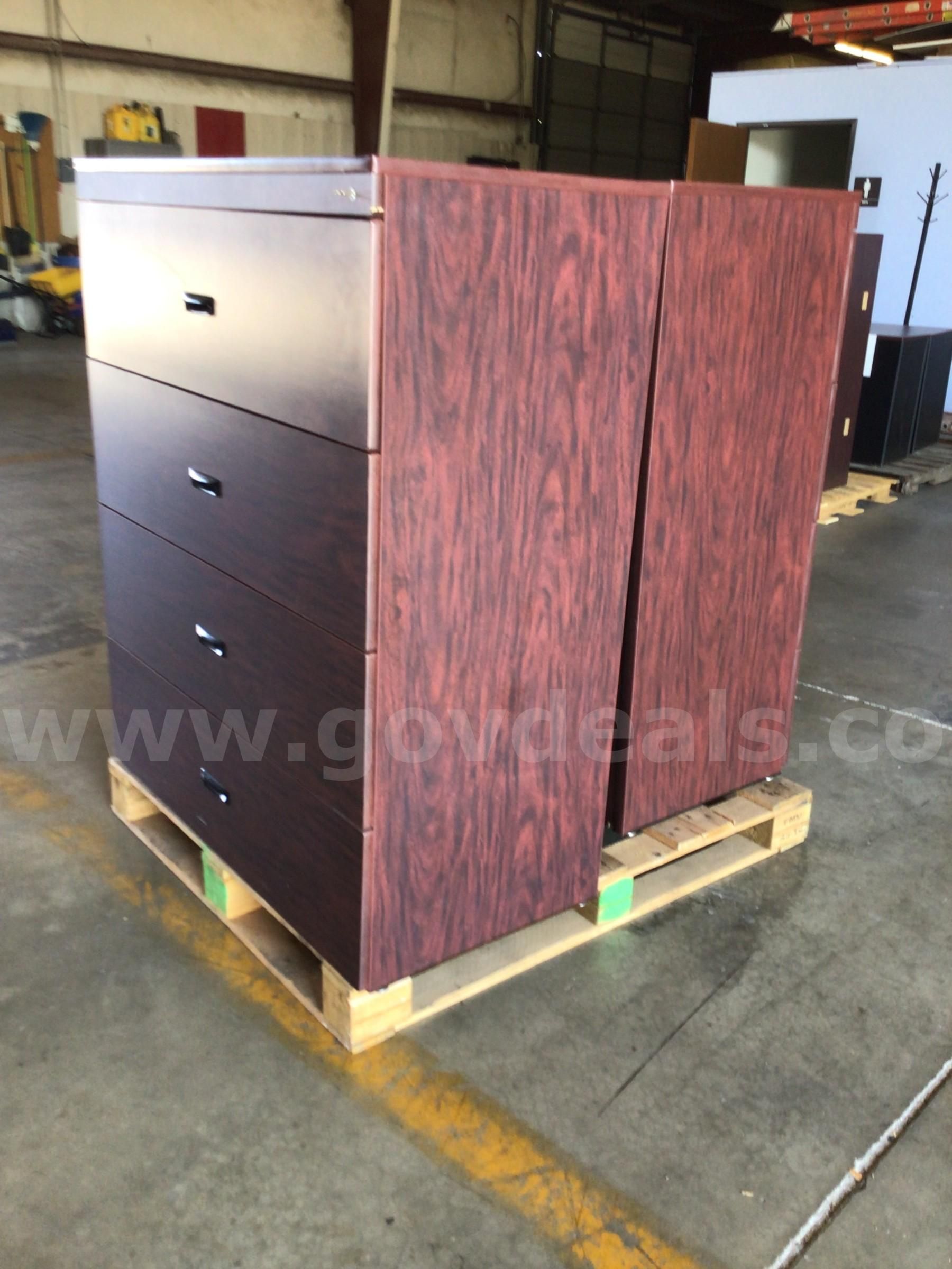 File cabinets lot of 2