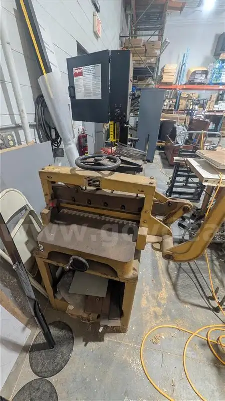 Challenge Paper Cutter