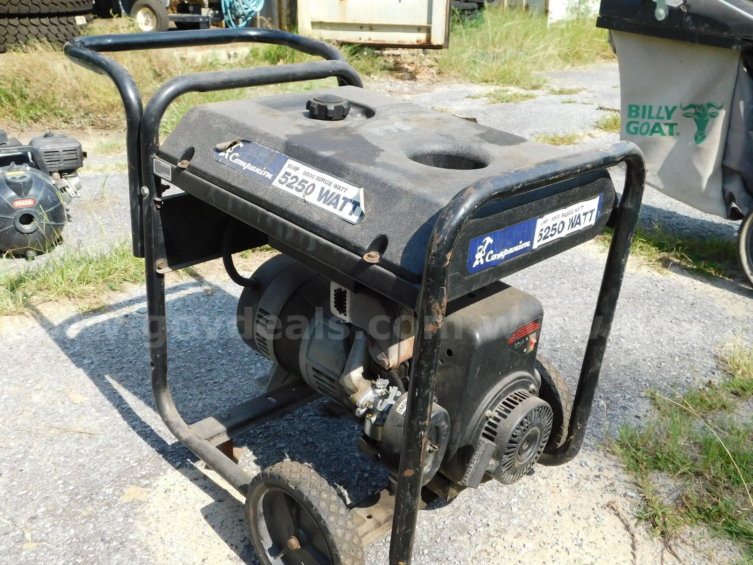 COMPANION 5250 WATT 10 HP GENERATOR