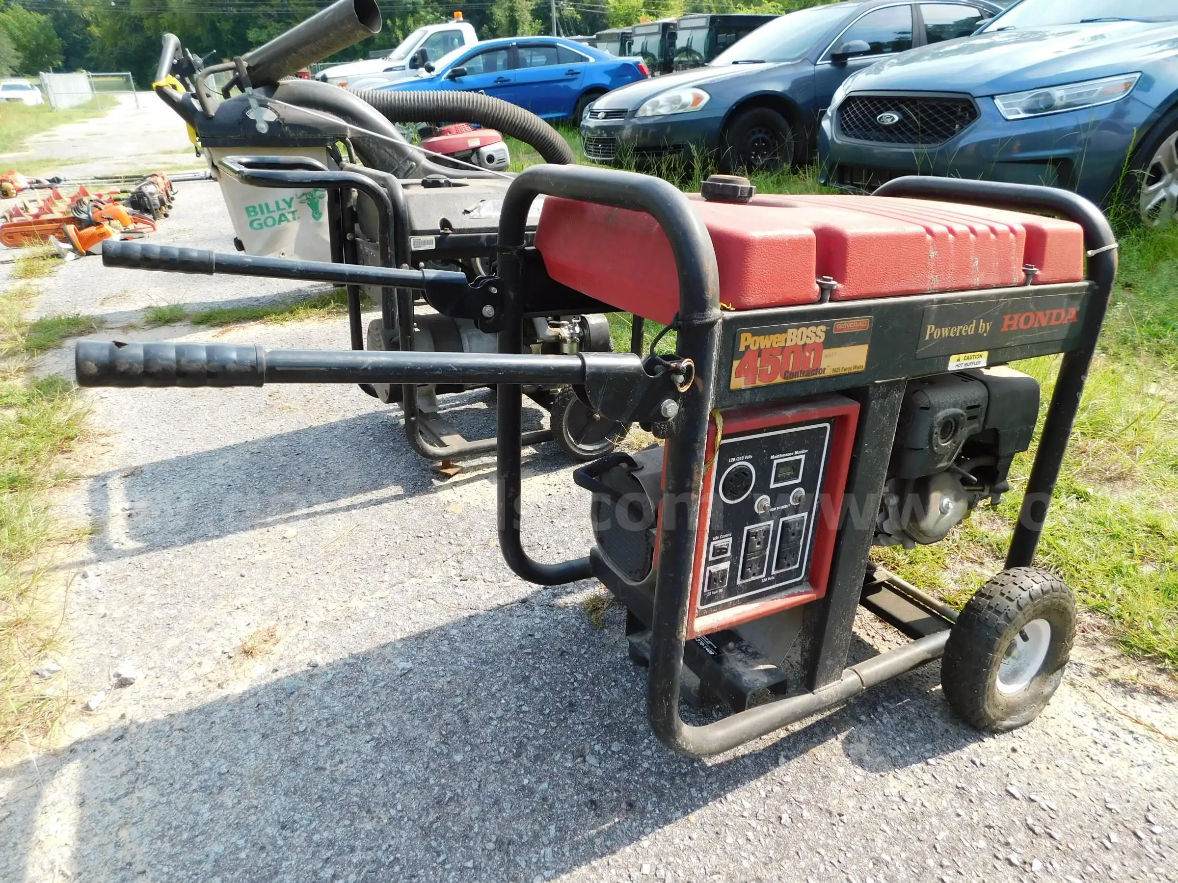 GENERAC POWERBOSS 4500 WATT 9HP GENERATOR