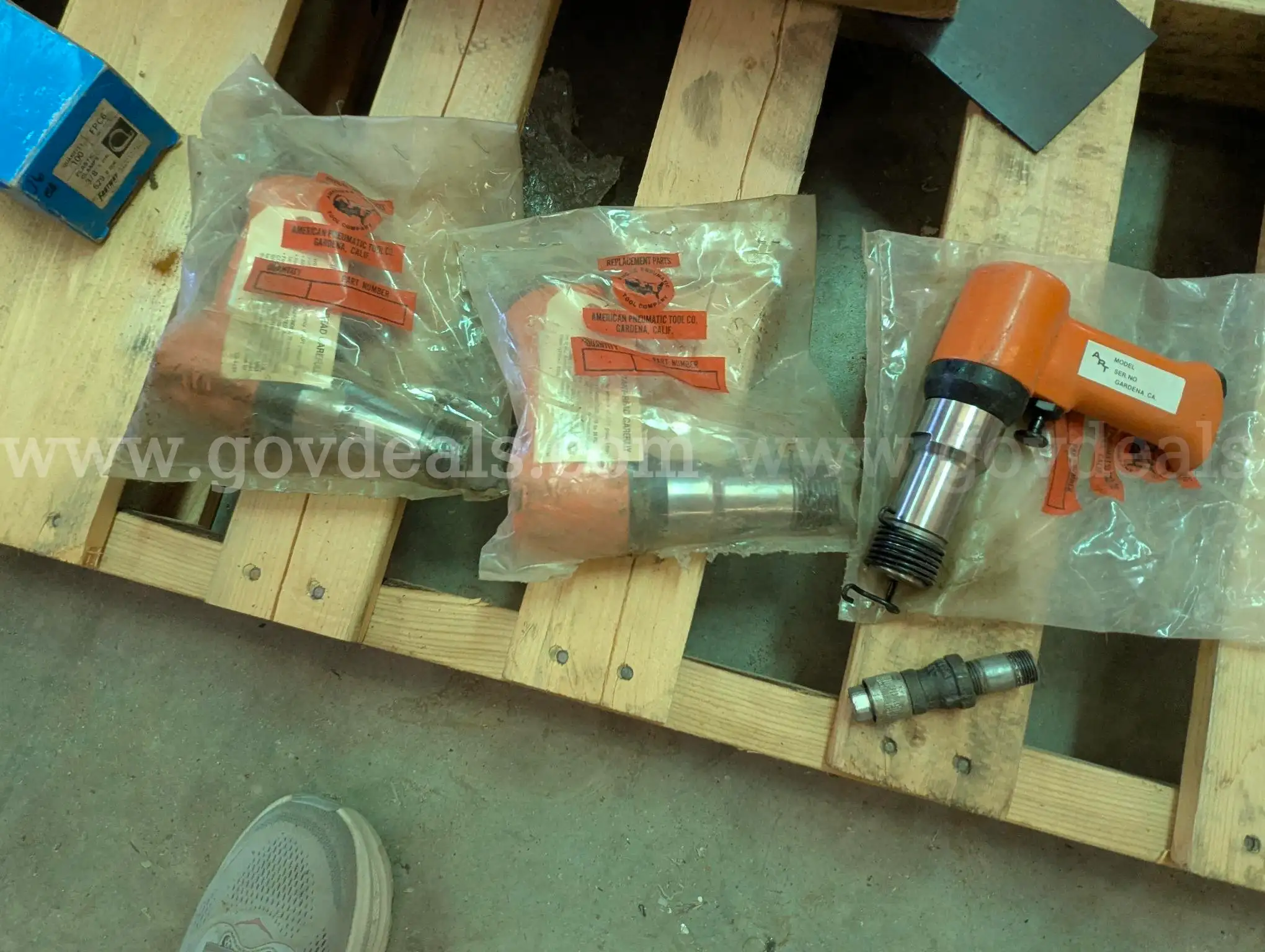 Lot of 3 American Pneumatic Rivet Hammers