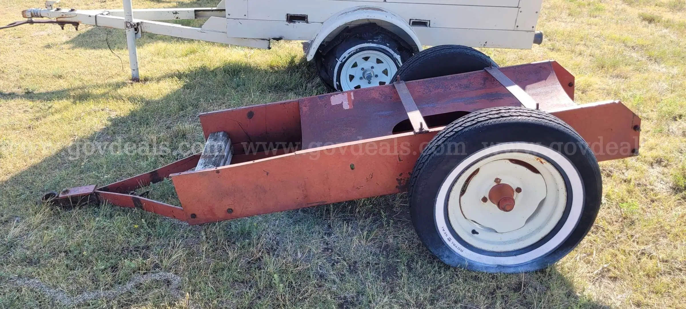Heavy-Duty Two-Wheel Equipment Dolly Carrier with Lunette Hitch