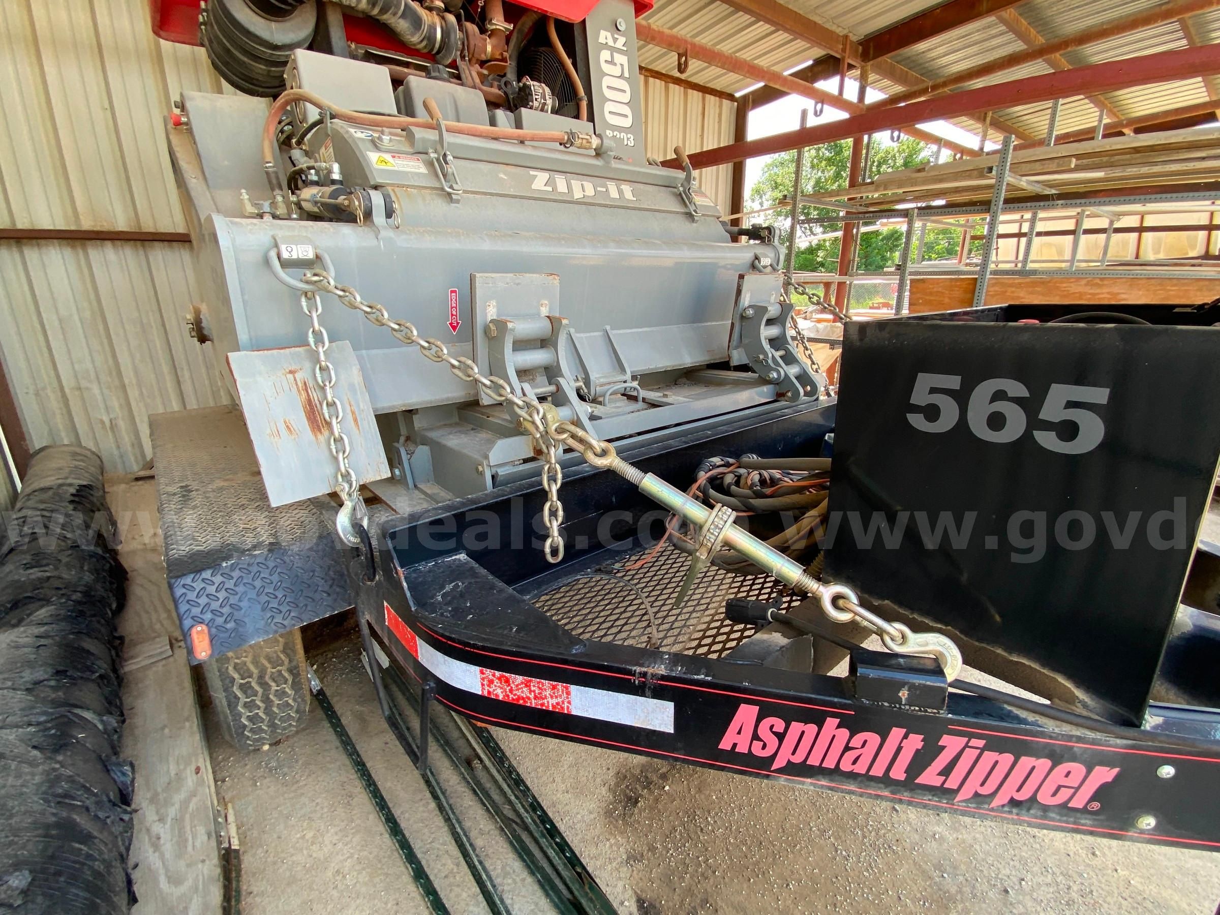 Asphalt Ripper w Water Tank