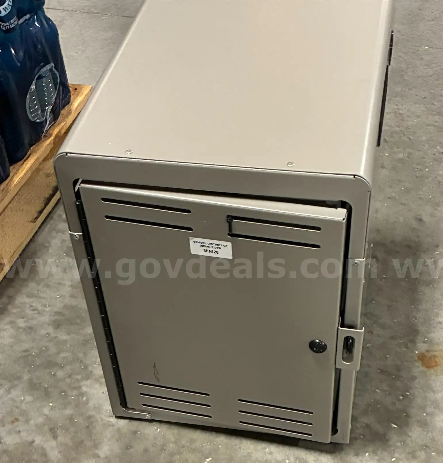 Mini Laptop Cab