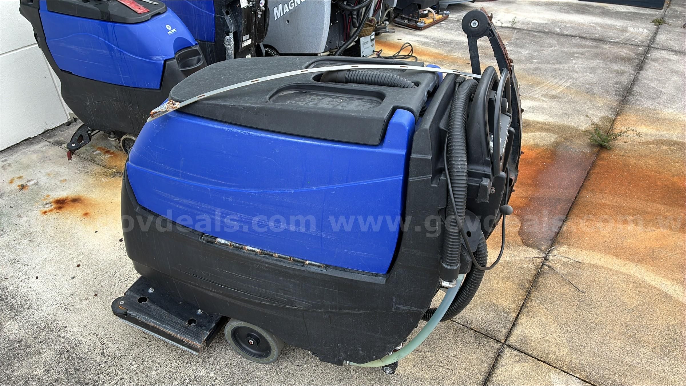 Large Pacific Floor Care Scrubber