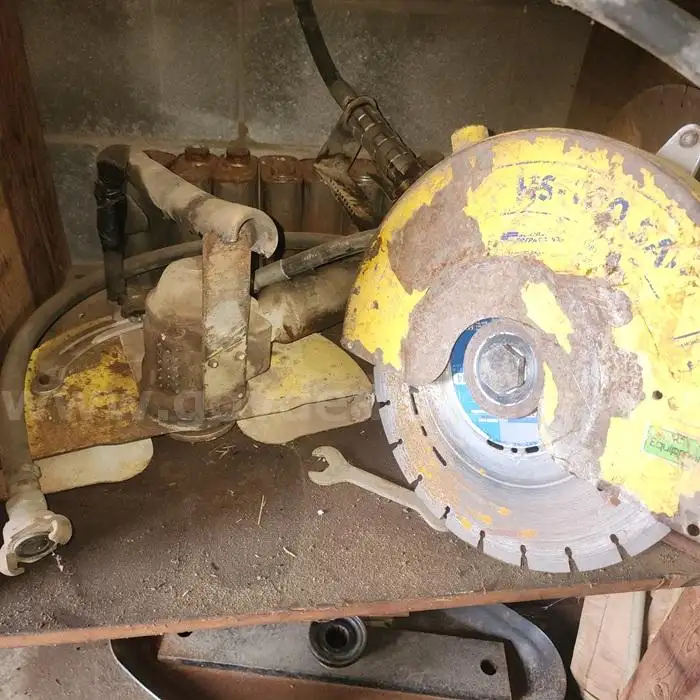 Pneumatic Saw