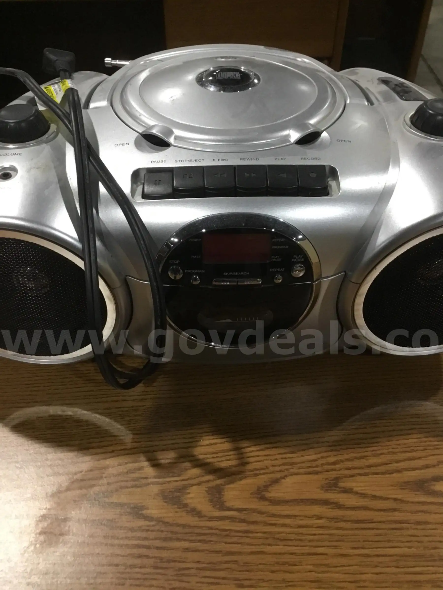 14 inch silver digital audio radio (IT TURNS ON) “DH”