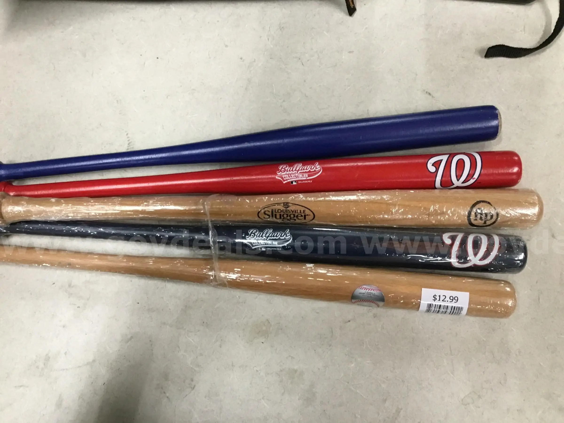 1 Lot of Mini Pro. Bids