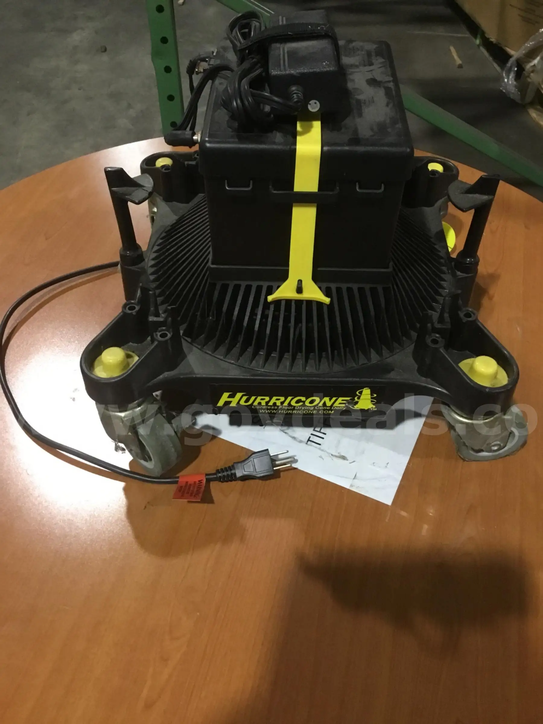 15 x 15 black & yellow Hurricone floor drying cone dolly (IT TURNS ON) “DH”