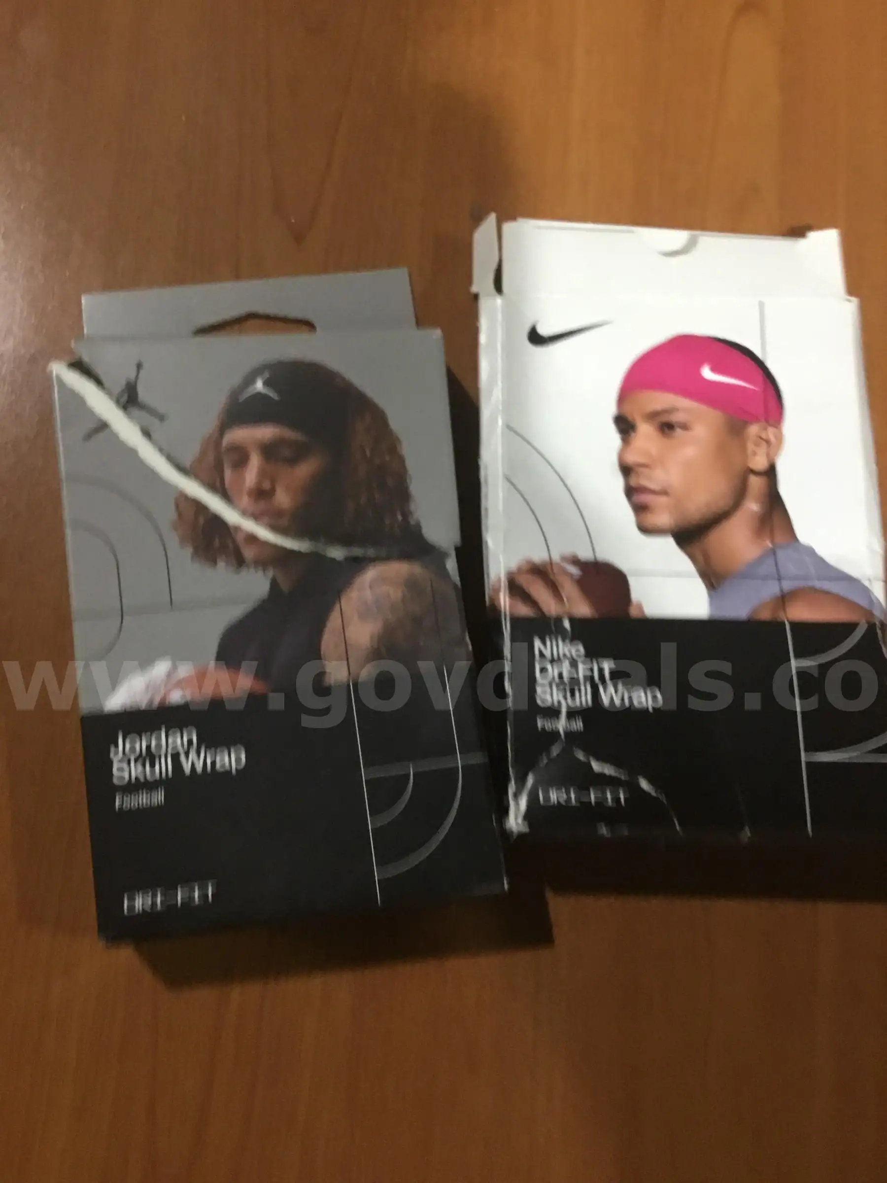 Black & pink skull hats DH