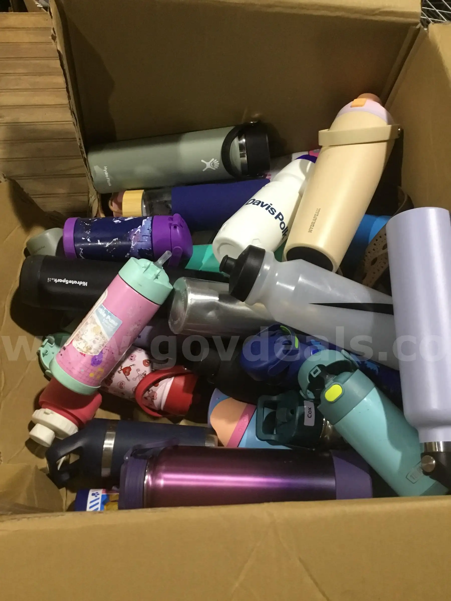 Box of misc bottles DH