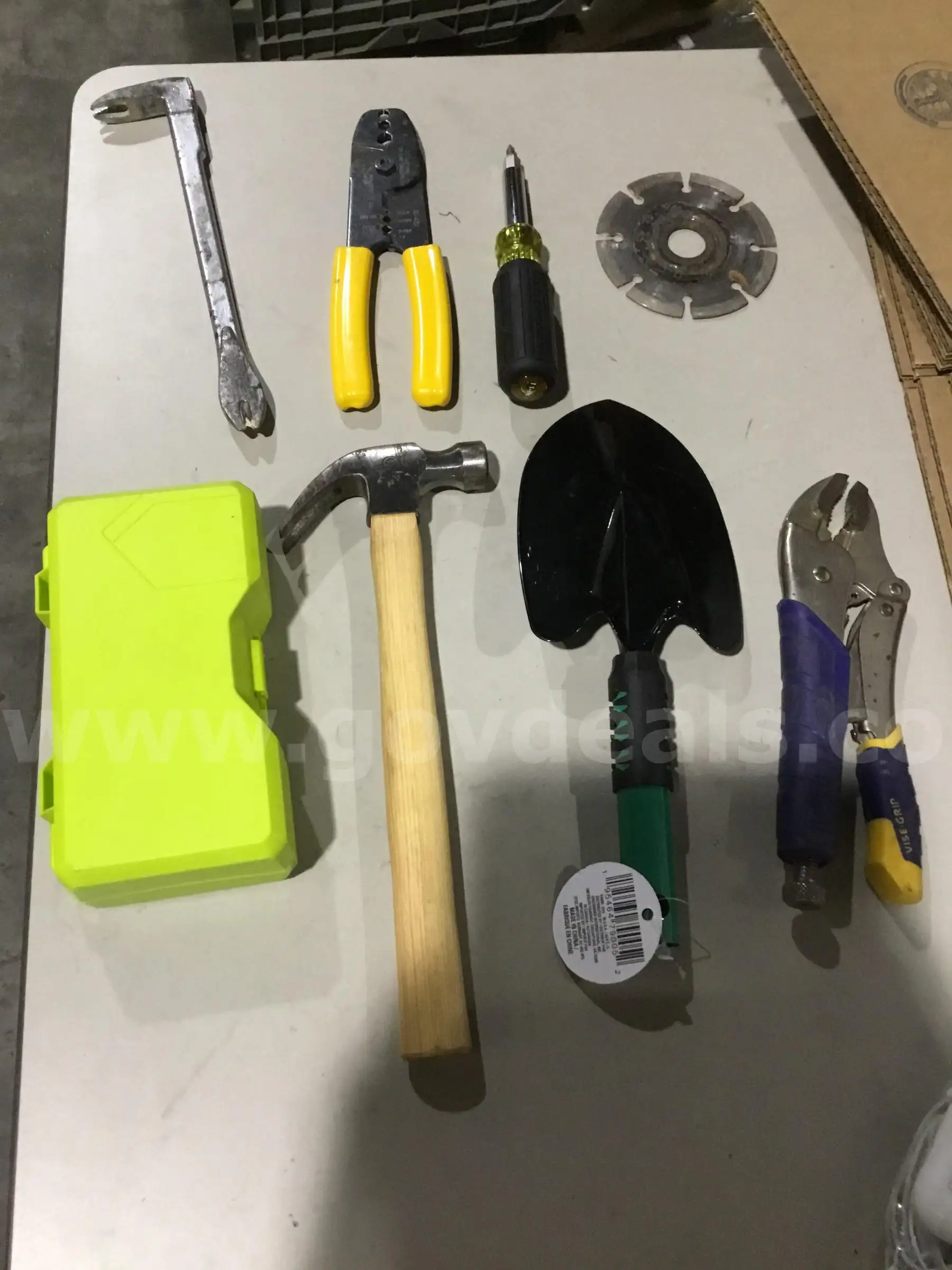 Lot of items-black shovel DH
