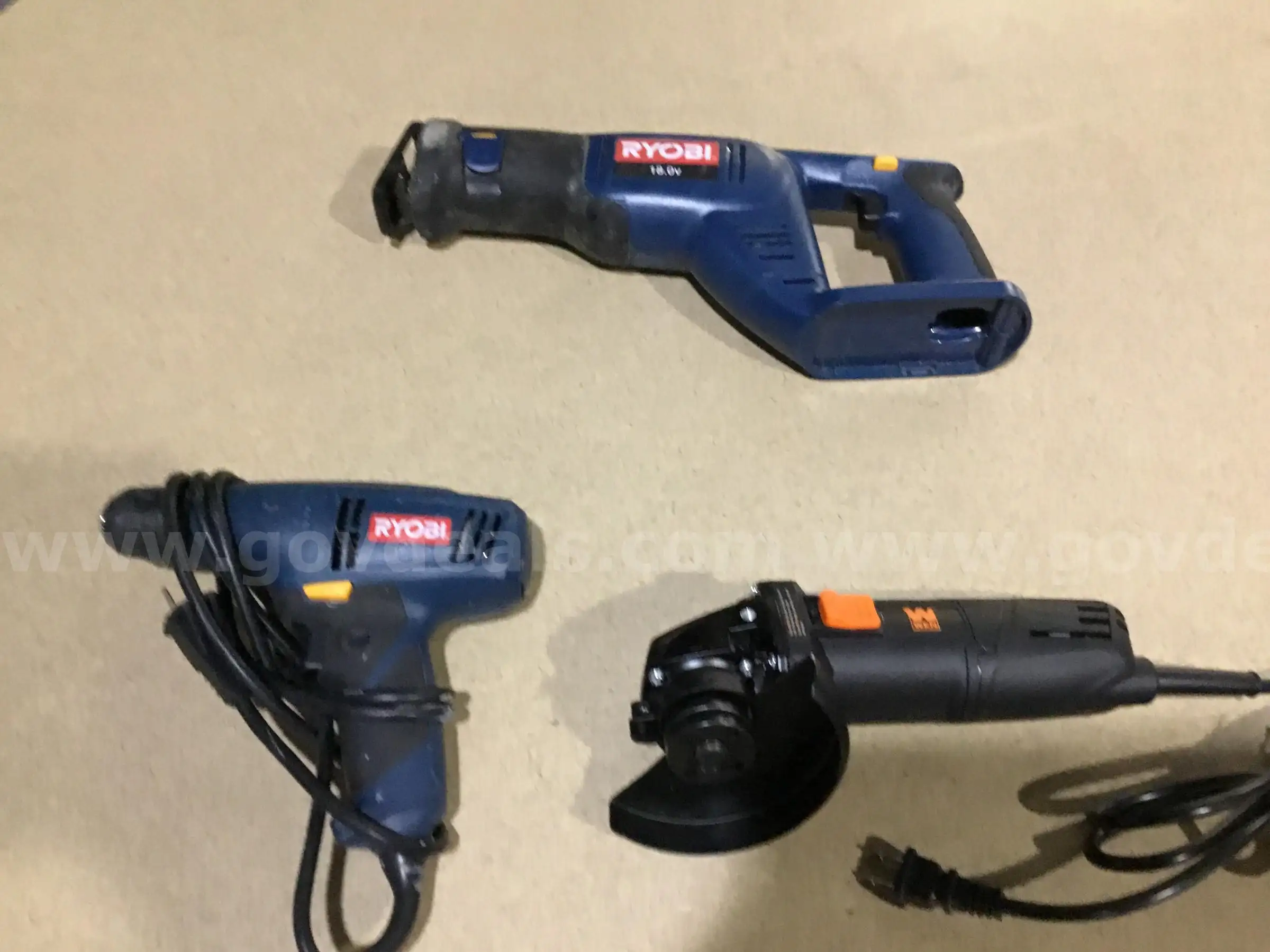 1 Lot of Assorted Power Tools