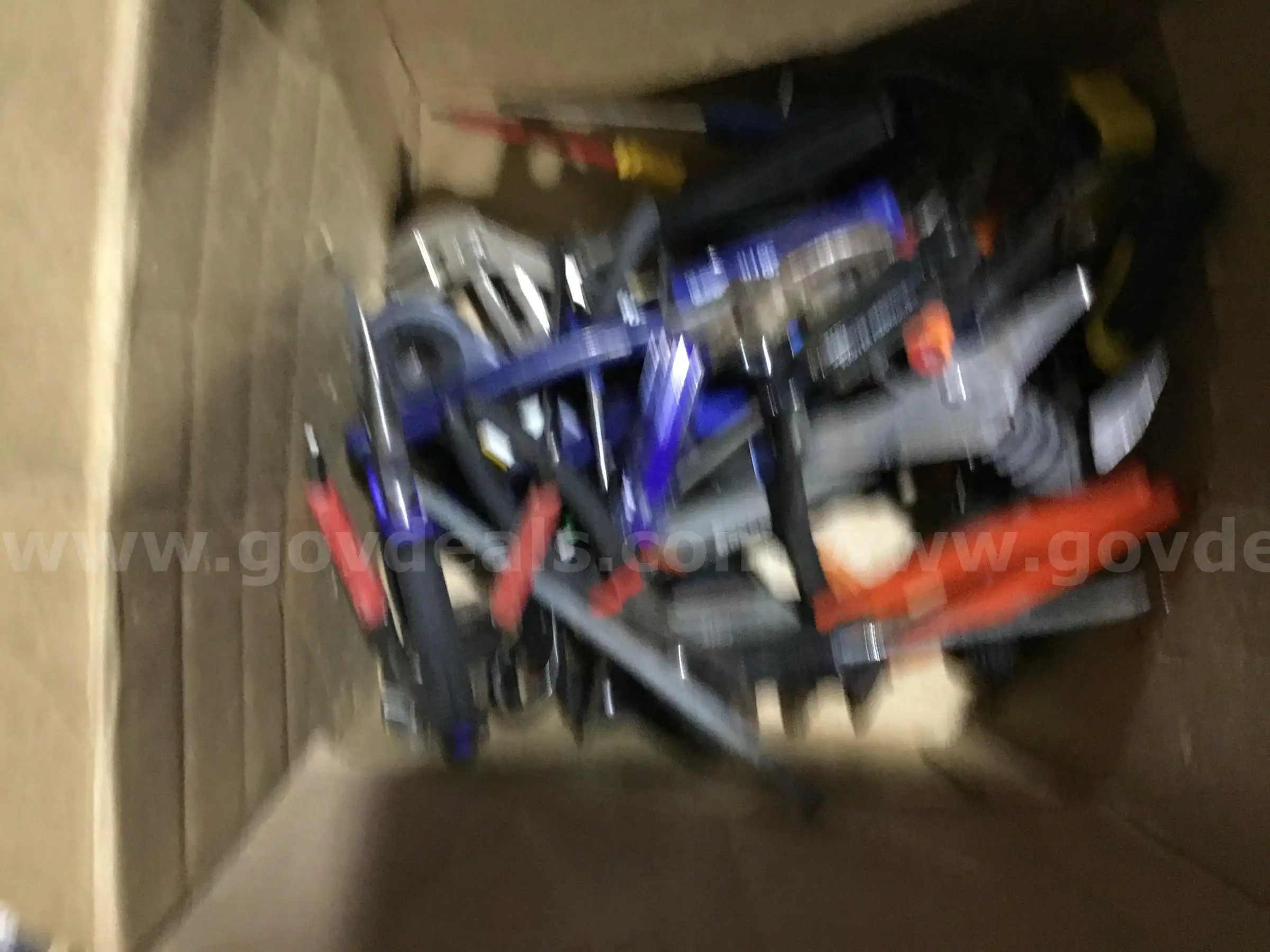 1 Lot of Hand Tools