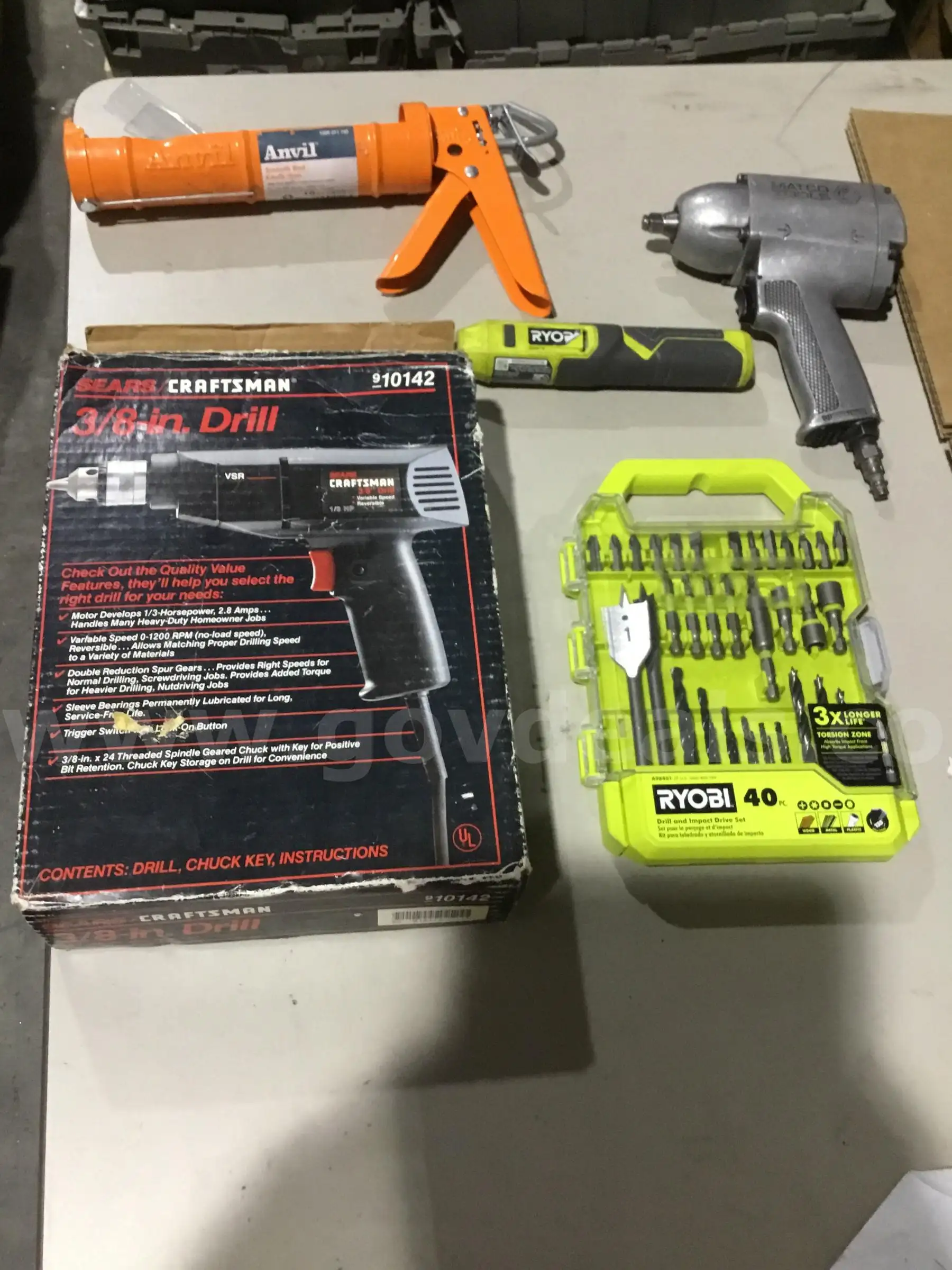 Lot of tools-black 3 8 drill gun (IT TURNS ON) DH