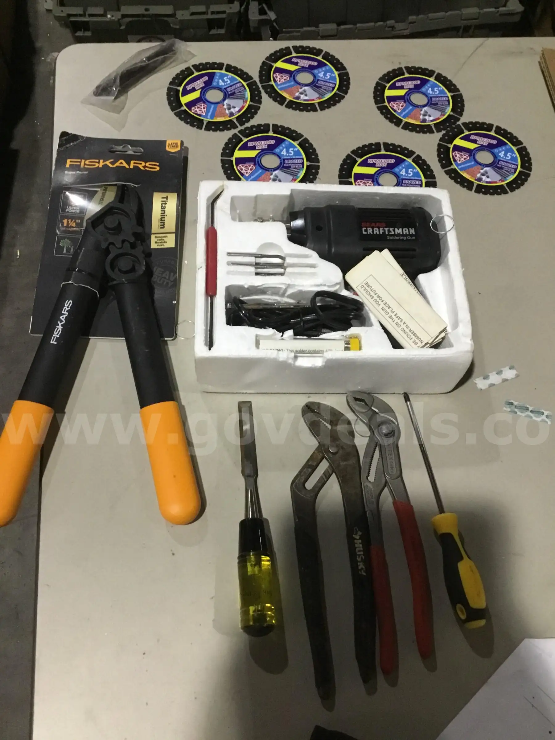 Lot of tools-pruner hand tool DH