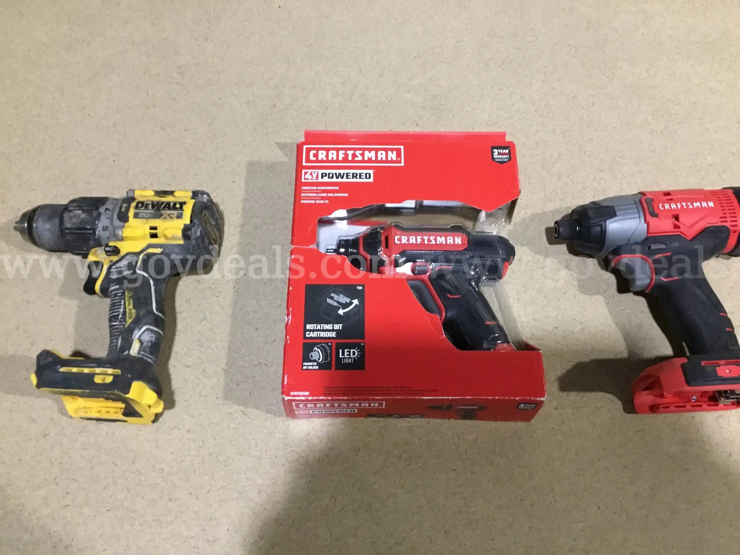 1 Lot of Cordless Drills