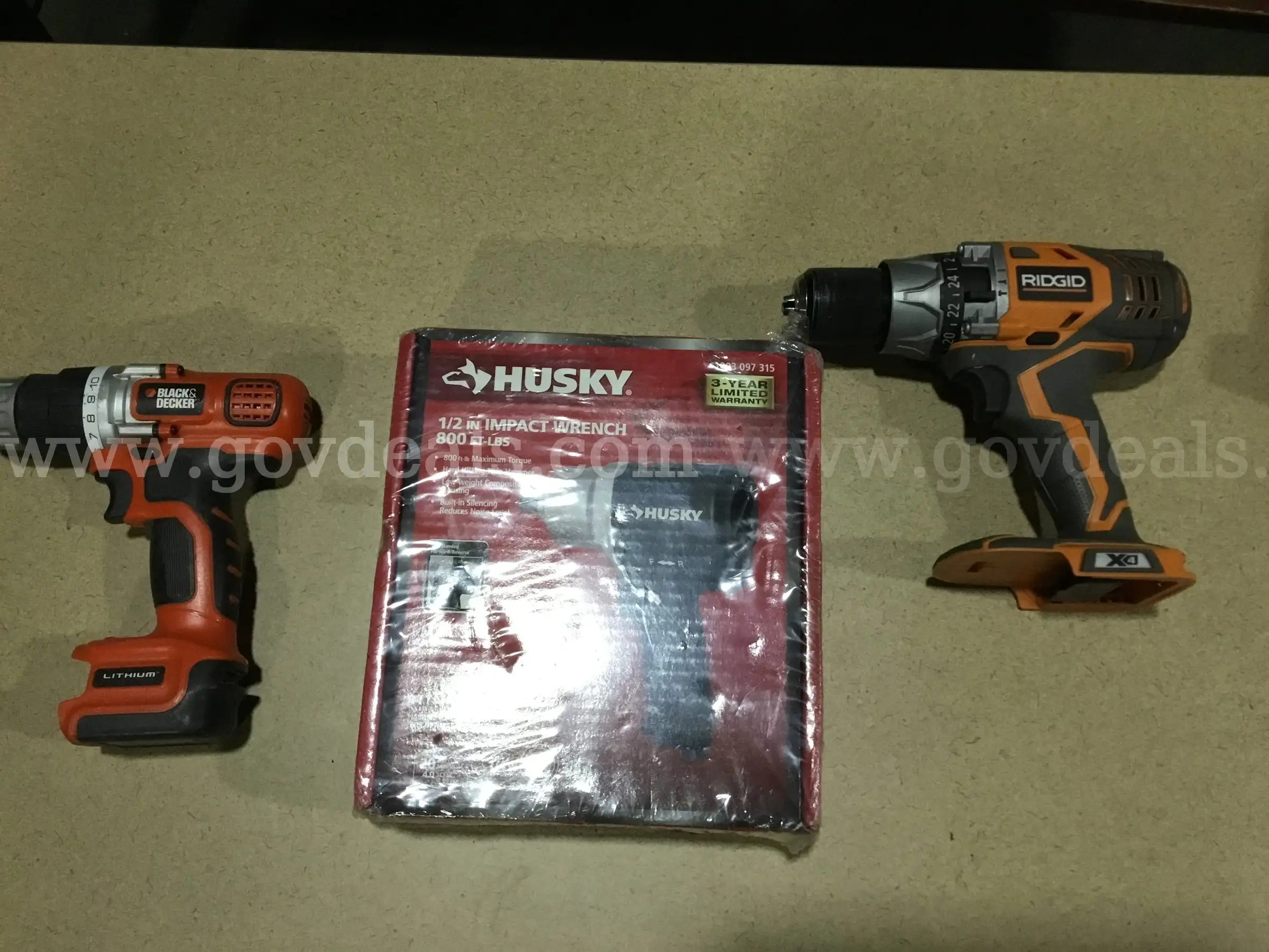 1 Lot of Assorted Cordless Power Tools