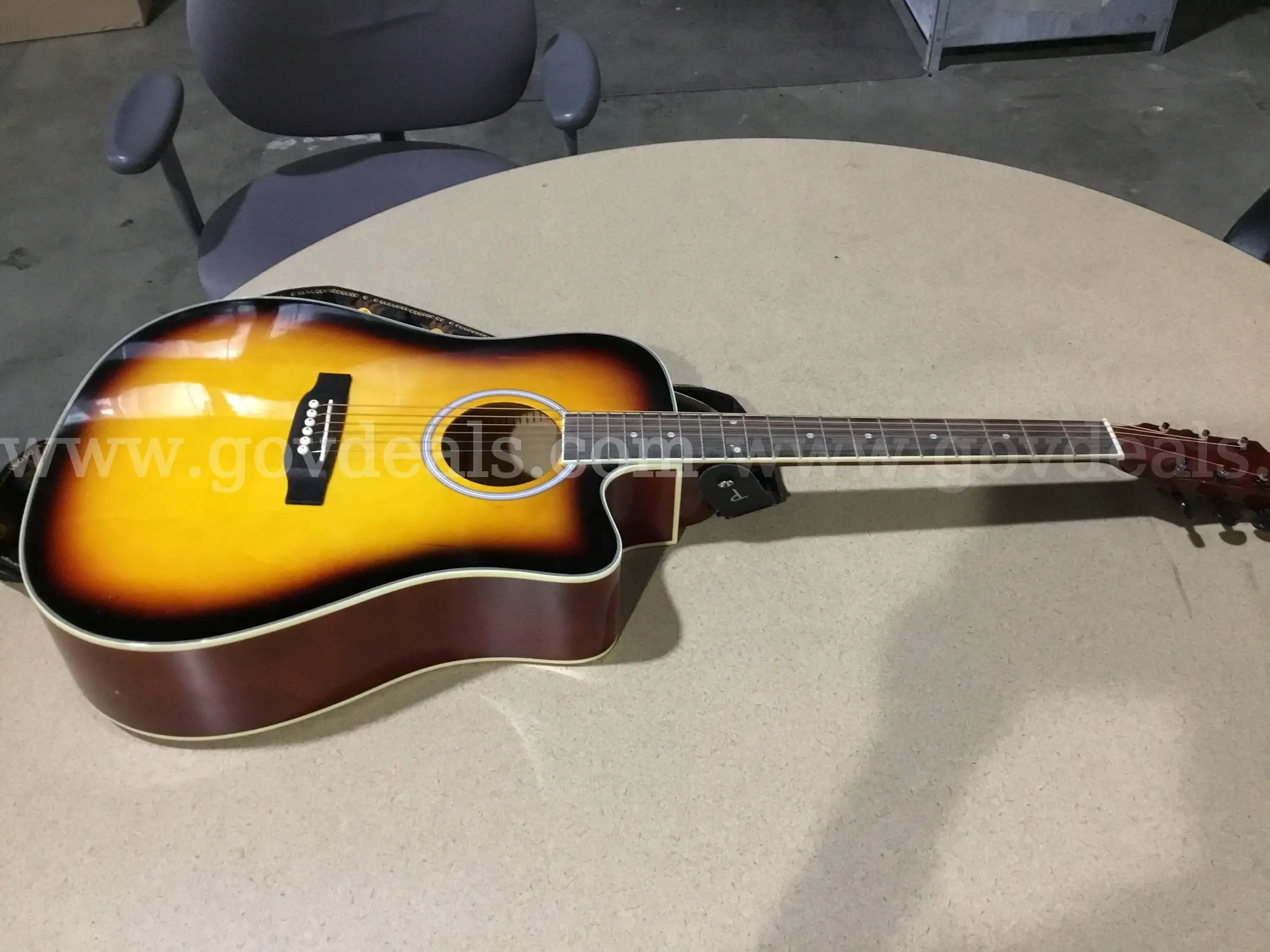 Full Size Beginners Acoustic Guitar Set w Case Strap Capo 41in.
