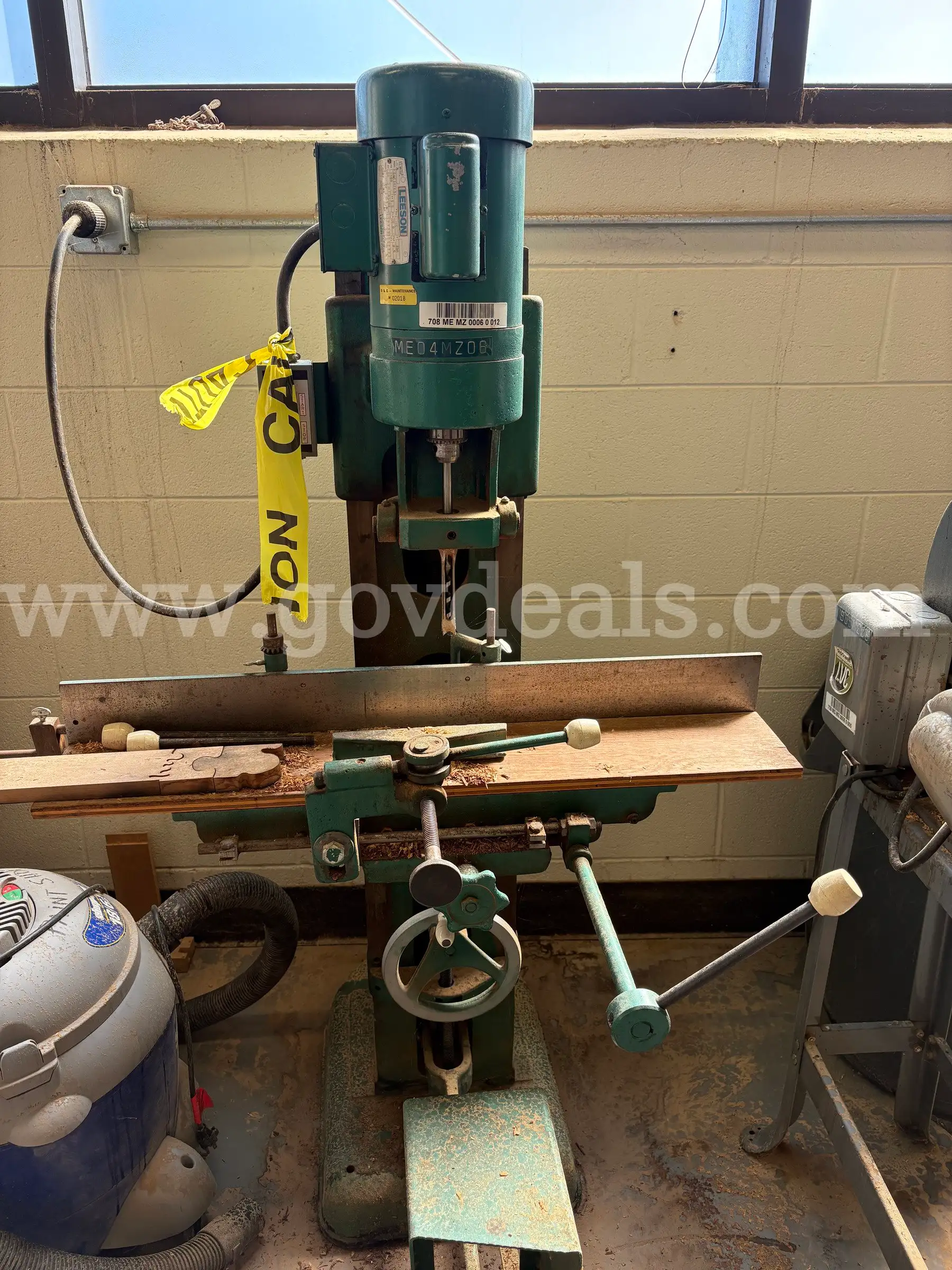 Powermatic Model 400 Hollow Chisel Mortiser
