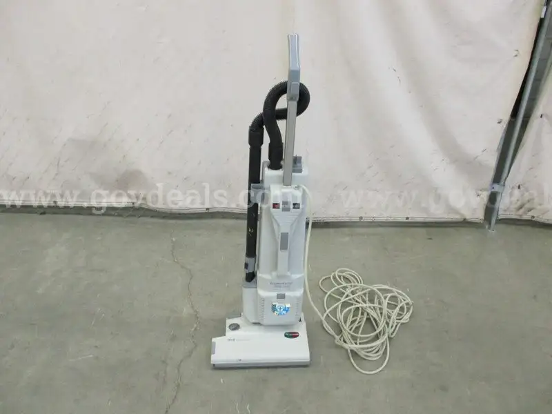 Vacuum - B8